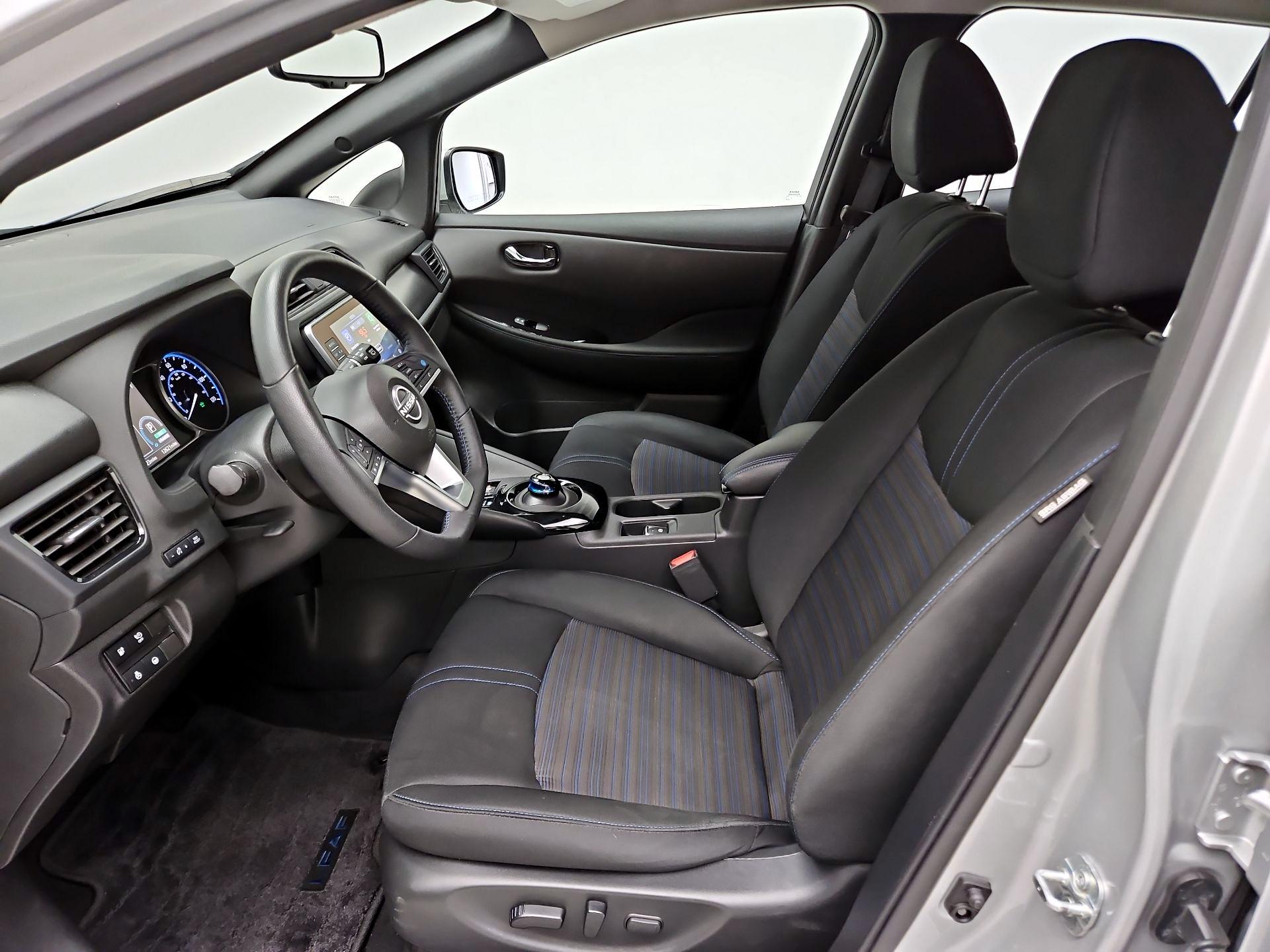 Thumbnail: 2024 Nissan Leaf - 11