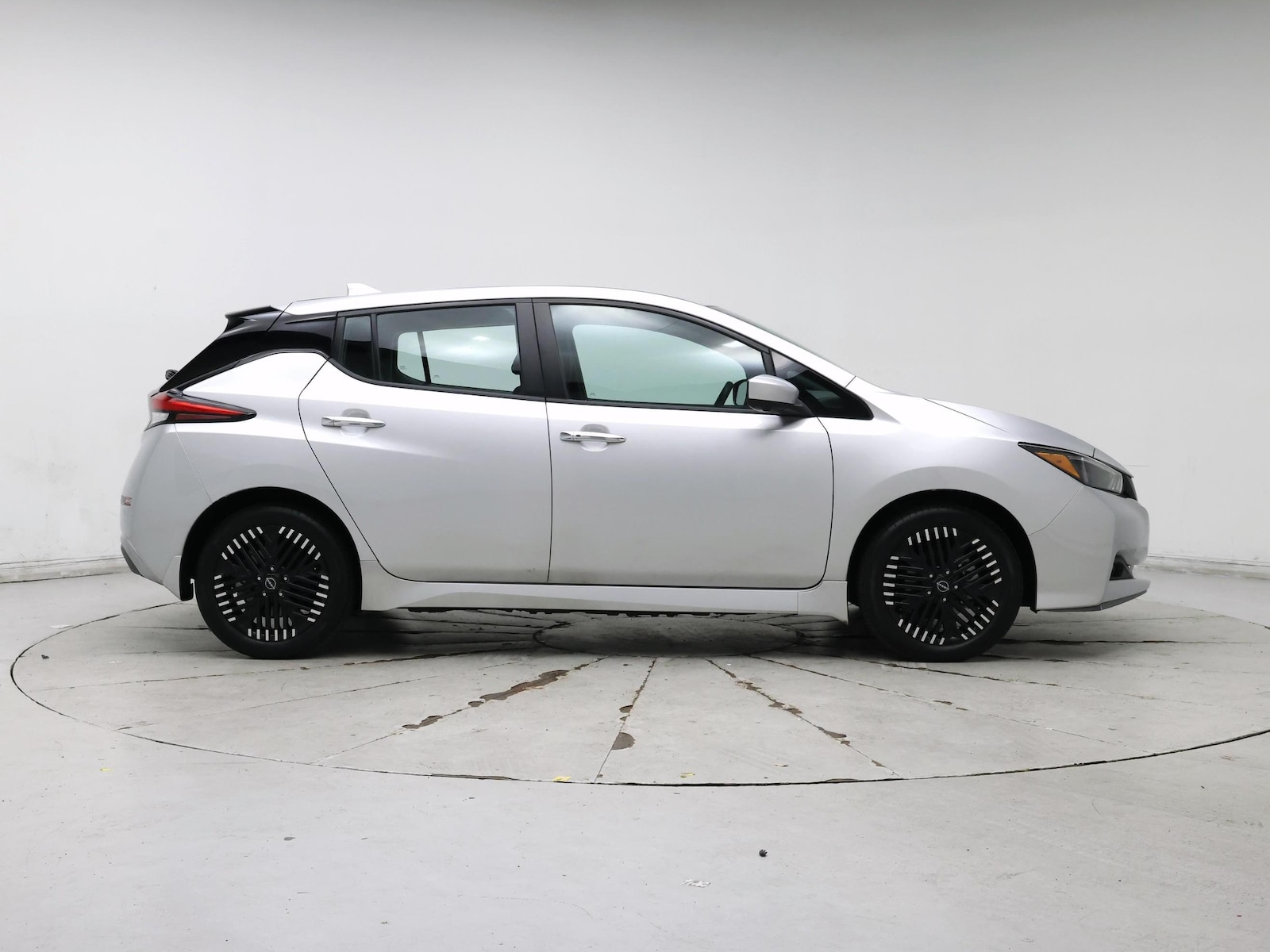 2024 Nissan LEAF SV PLUS - Photo 8