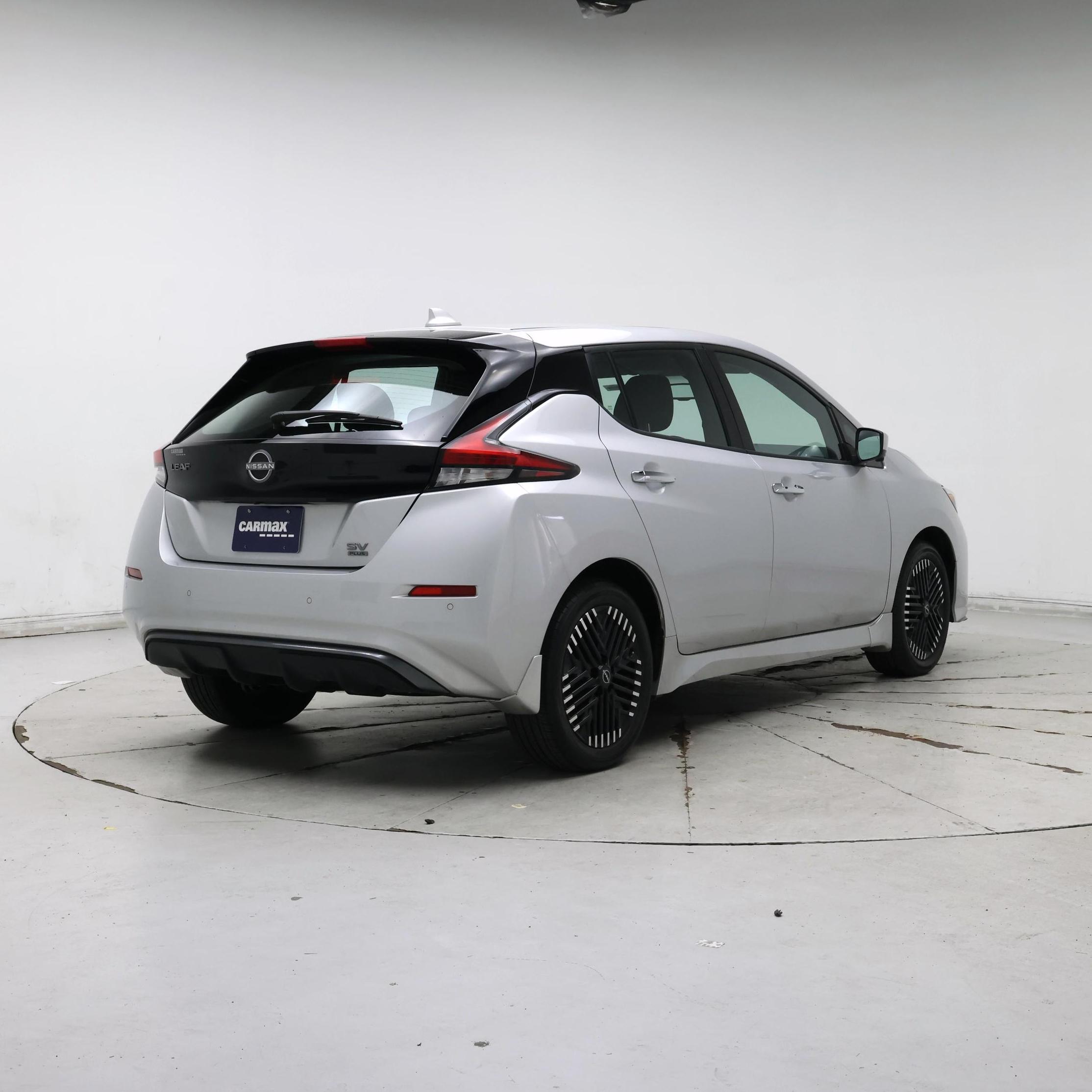 Thumbnail: 2024 Nissan Leaf - 8