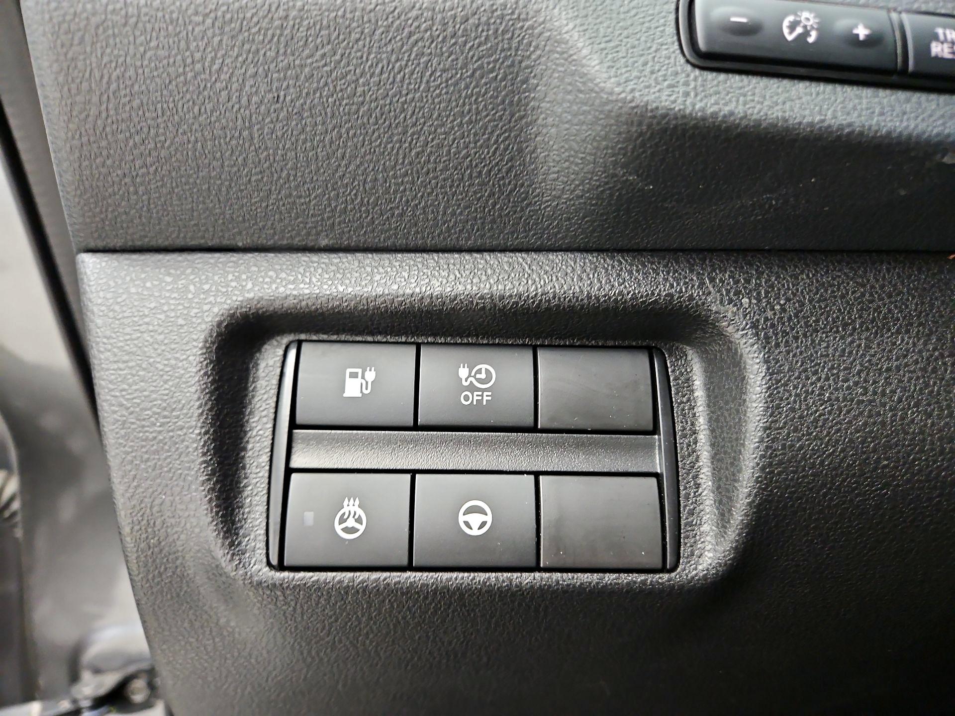 Thumbnail: 2024 Nissan Leaf - 13