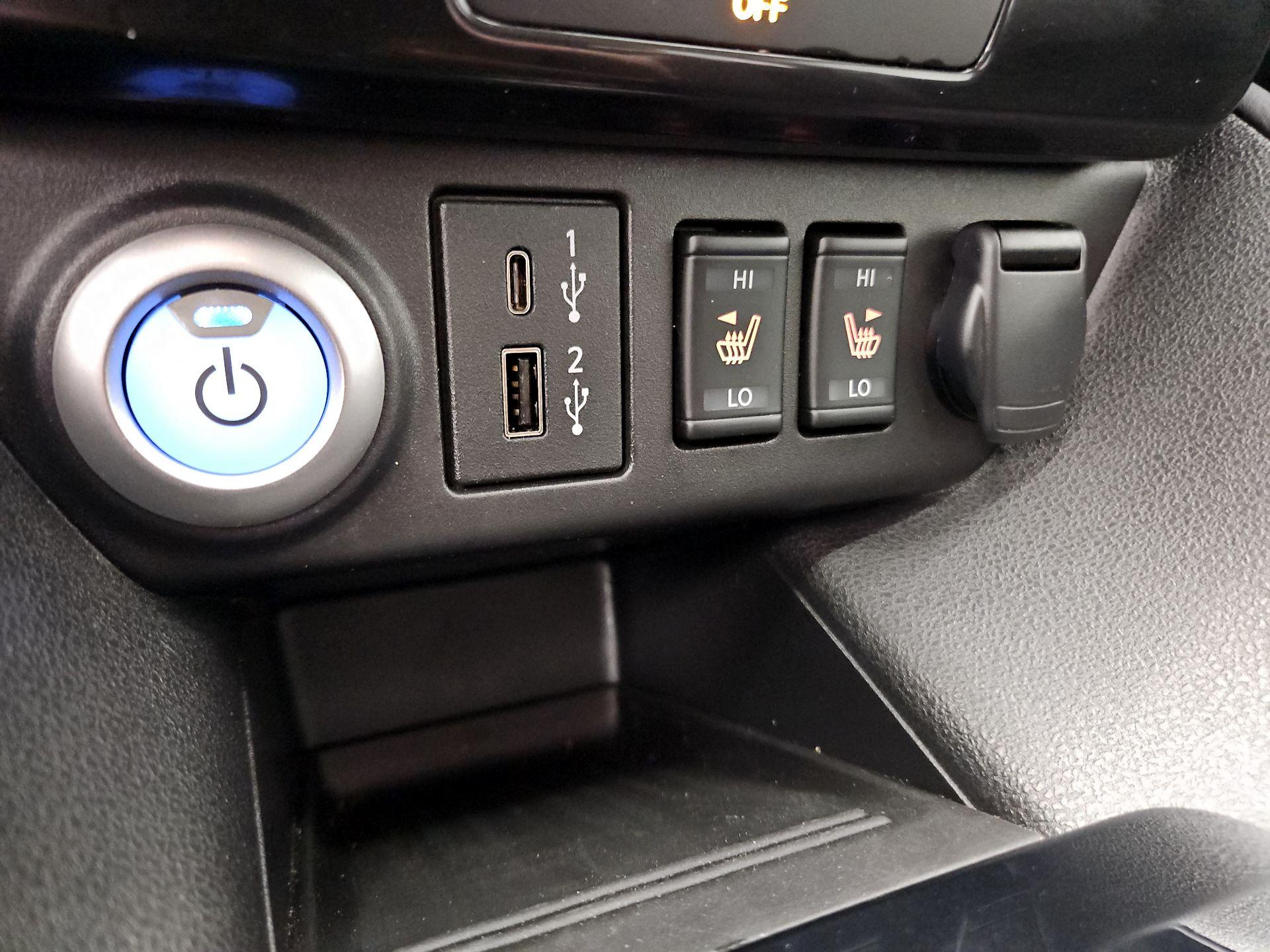Thumbnail: 2024 Nissan Leaf - 19