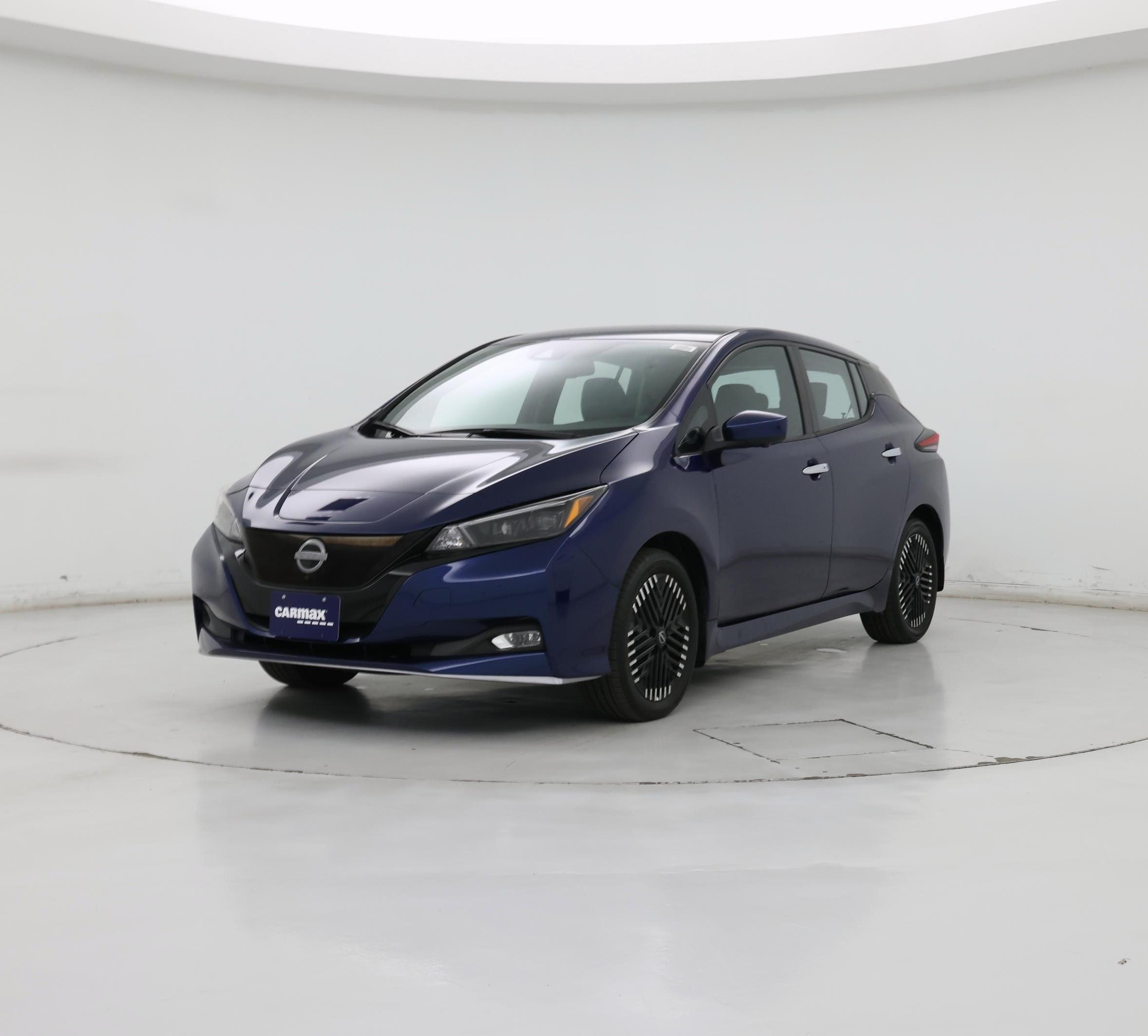 Thumbnail: 2025 Nissan Leaf - 4
