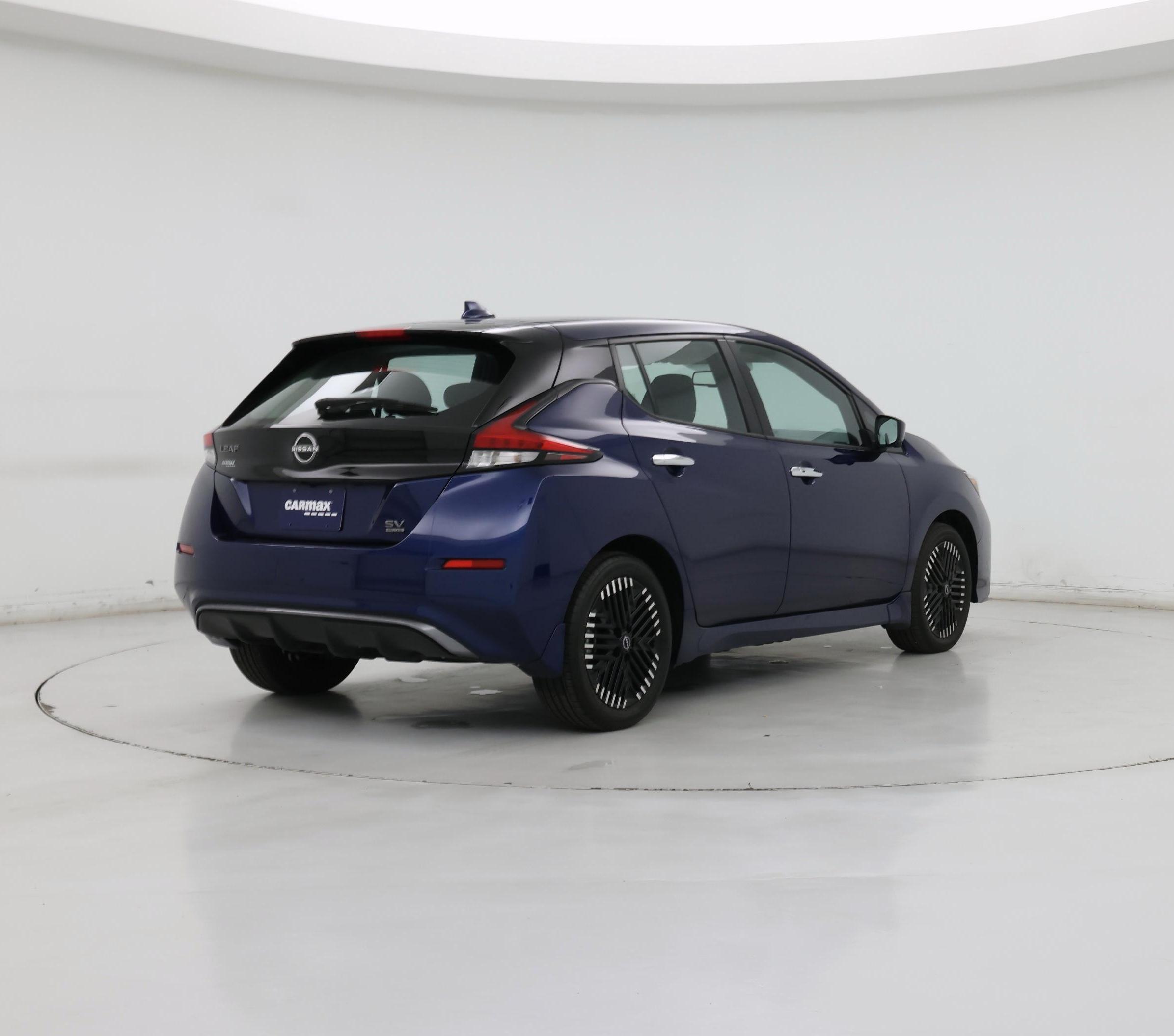 Thumbnail: 2025 Nissan Leaf - 8