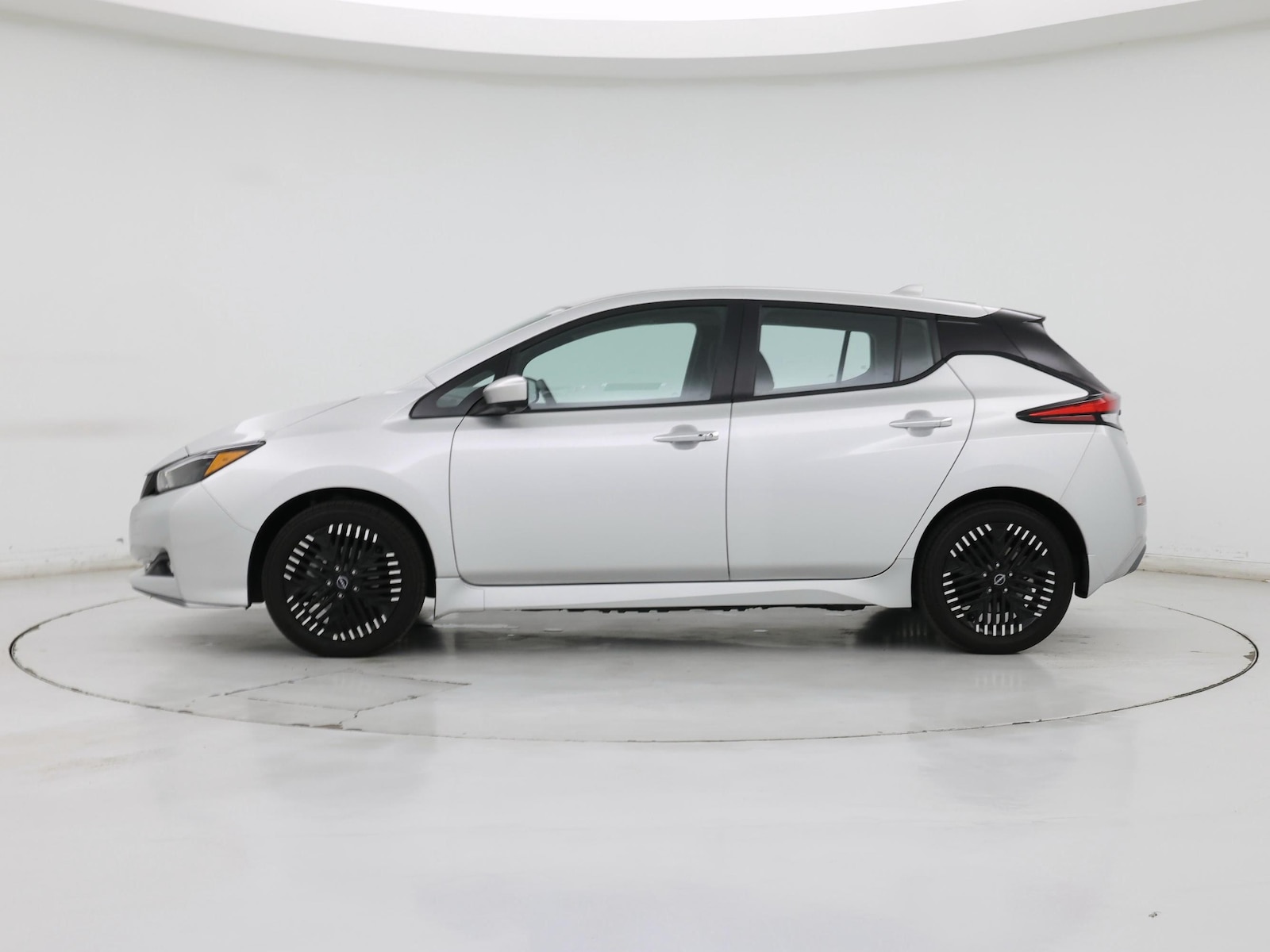 2024 Nissan LEAF SV PLUS - Photo 4
