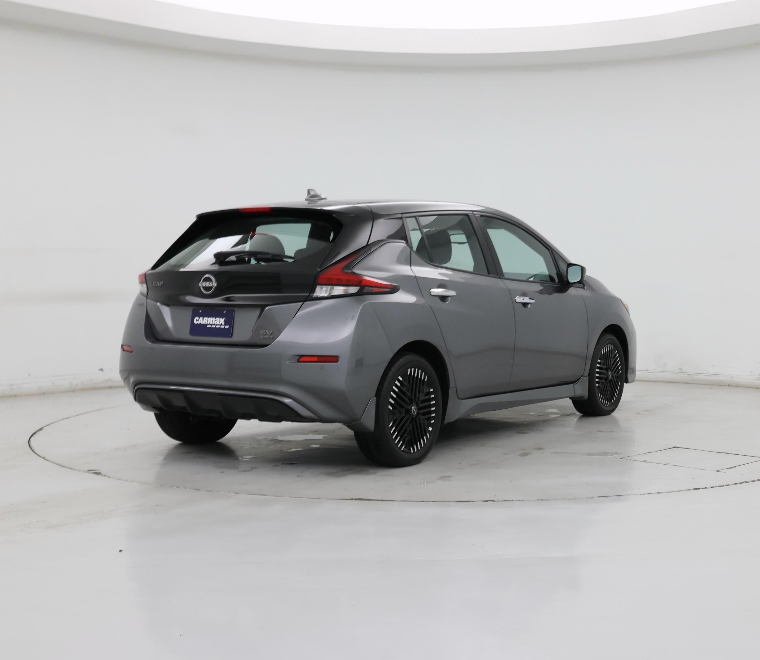 Thumbnail: 2024 Nissan Leaf - 8
