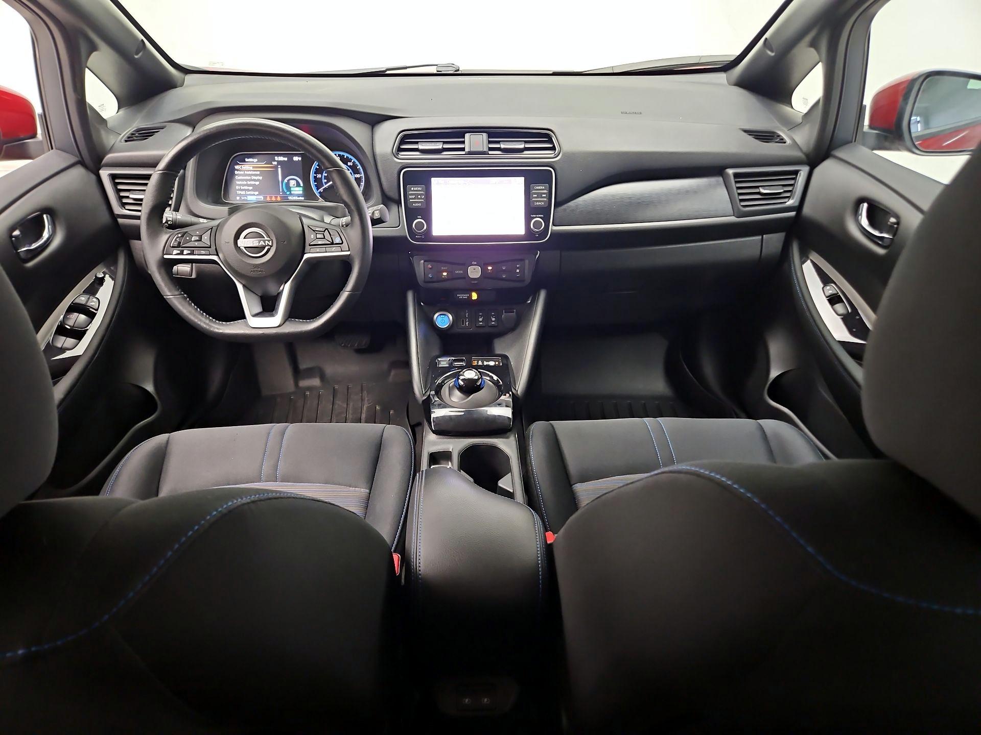 Thumbnail: 2025 Nissan Leaf - 9