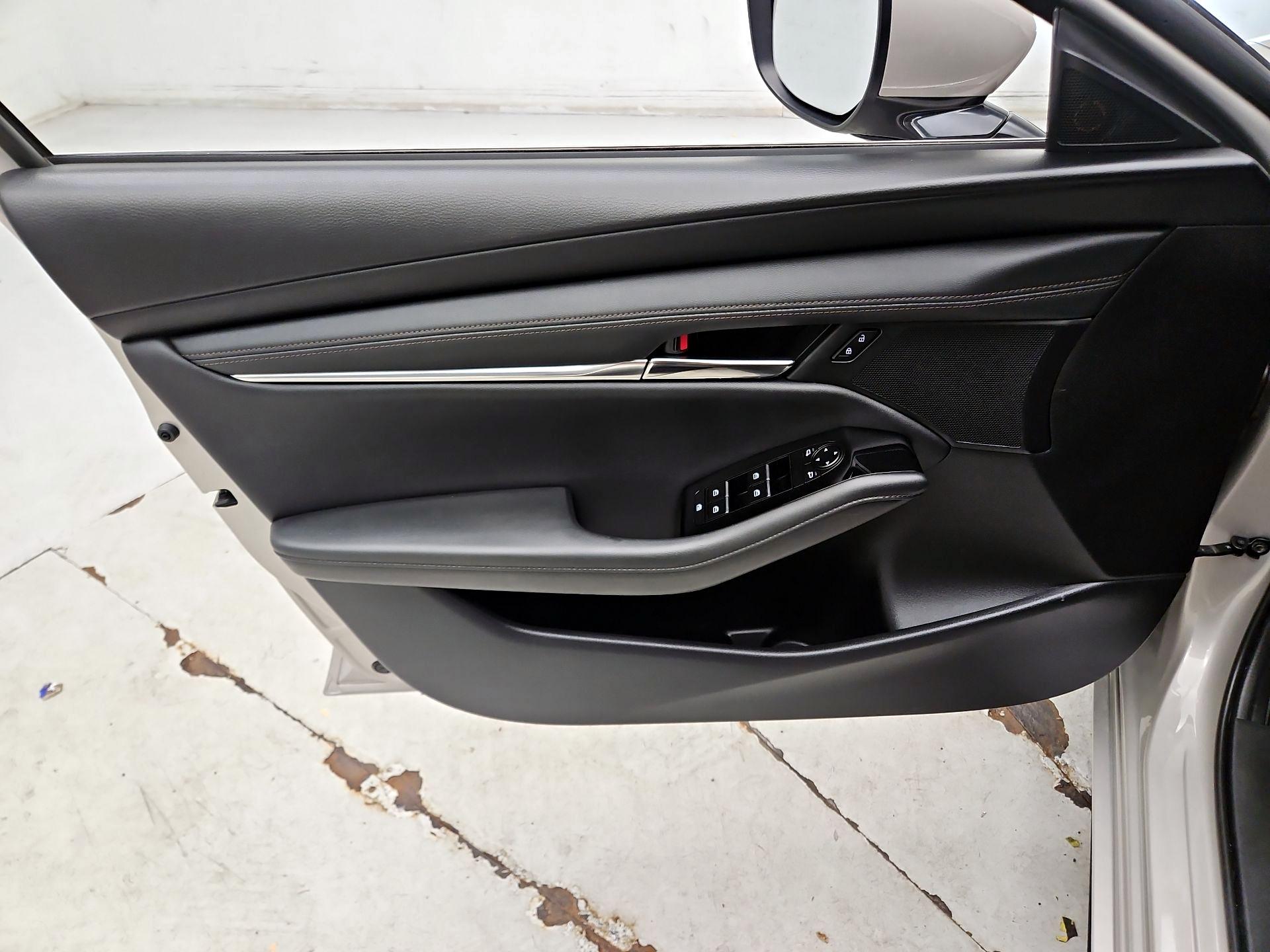 Thumbnail: 2025 Mazda Mazda3 - 12