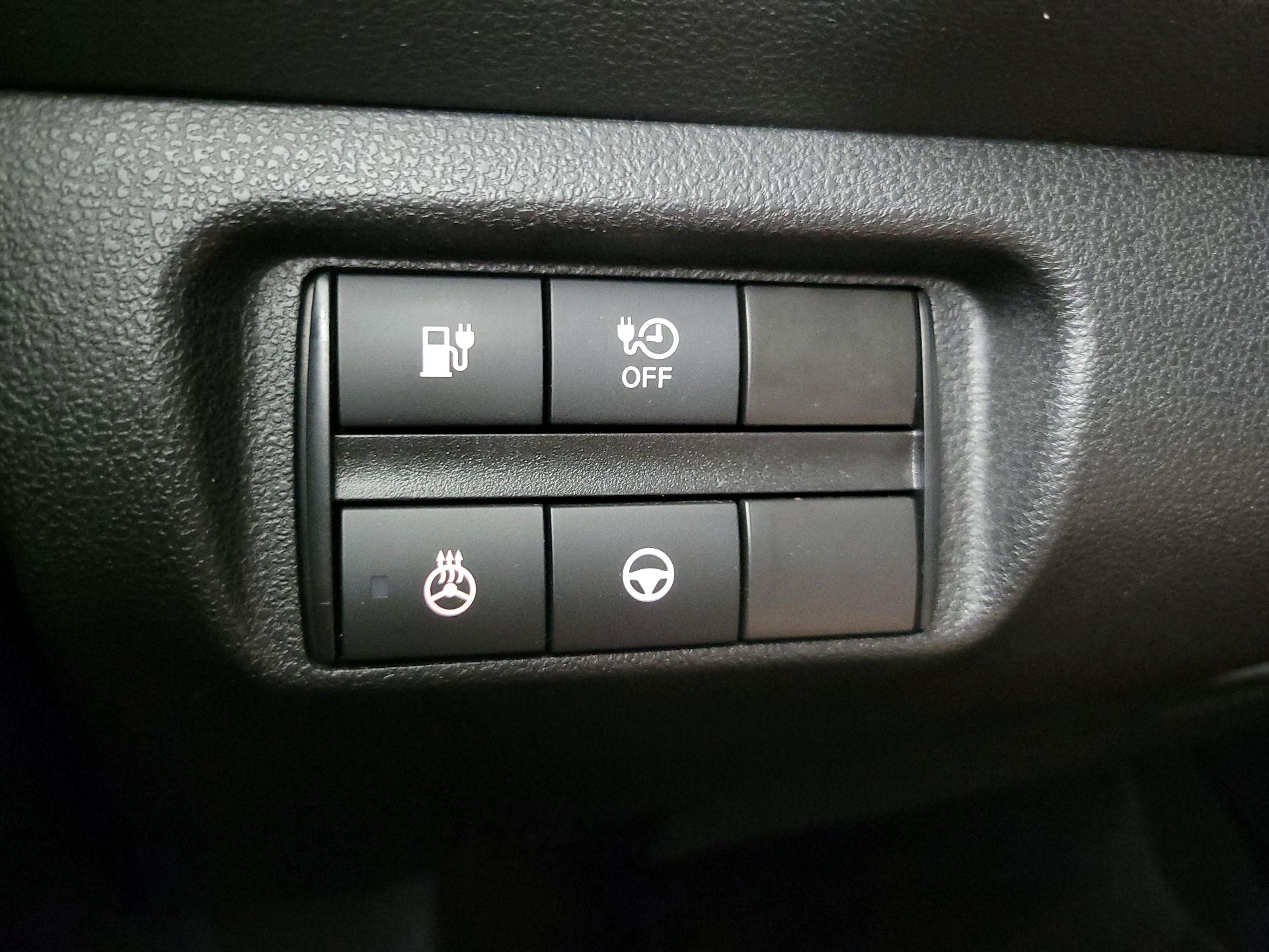 Thumbnail: 2024 Nissan Leaf - 13