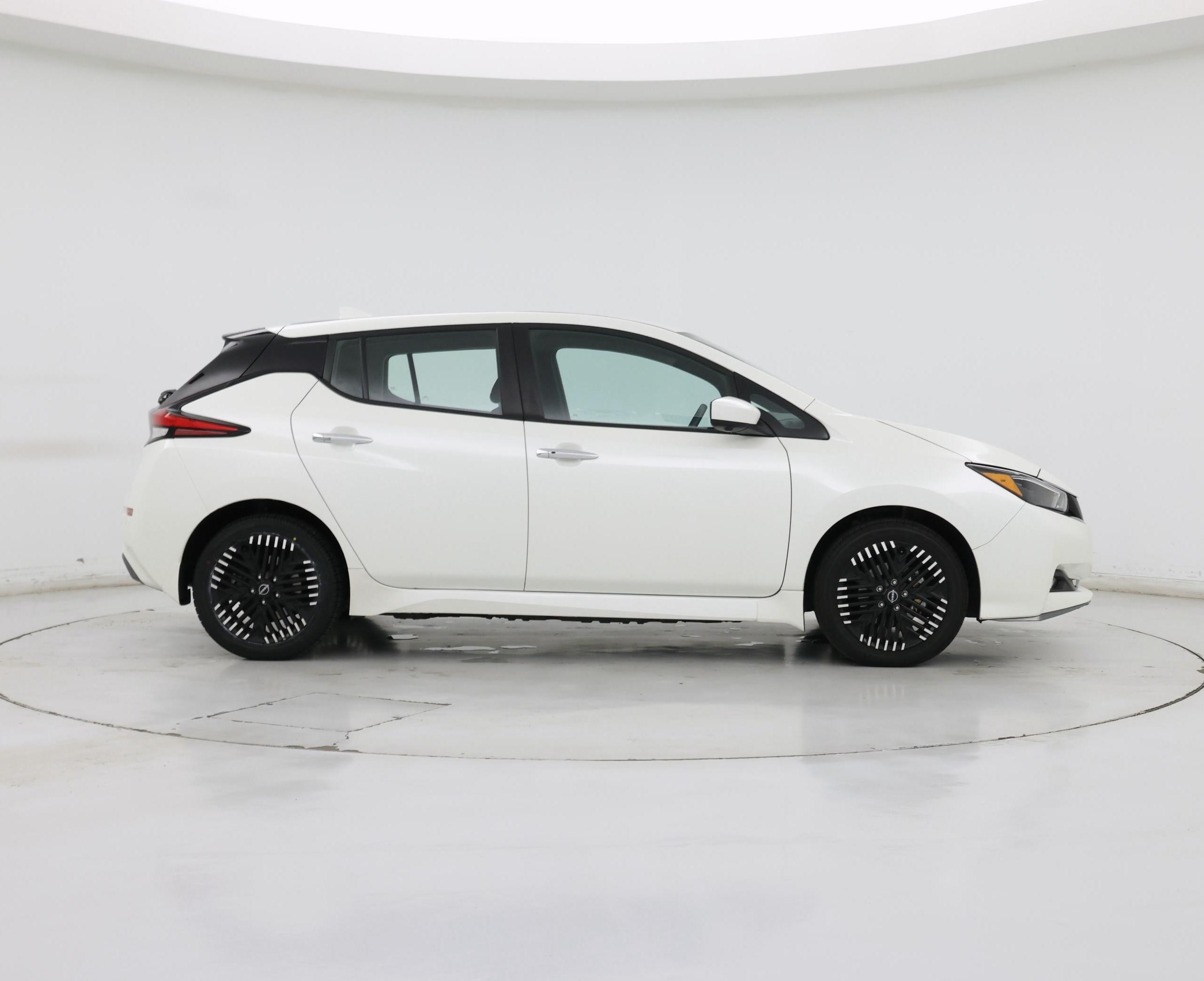 Thumbnail: 2024 Nissan Leaf - 7