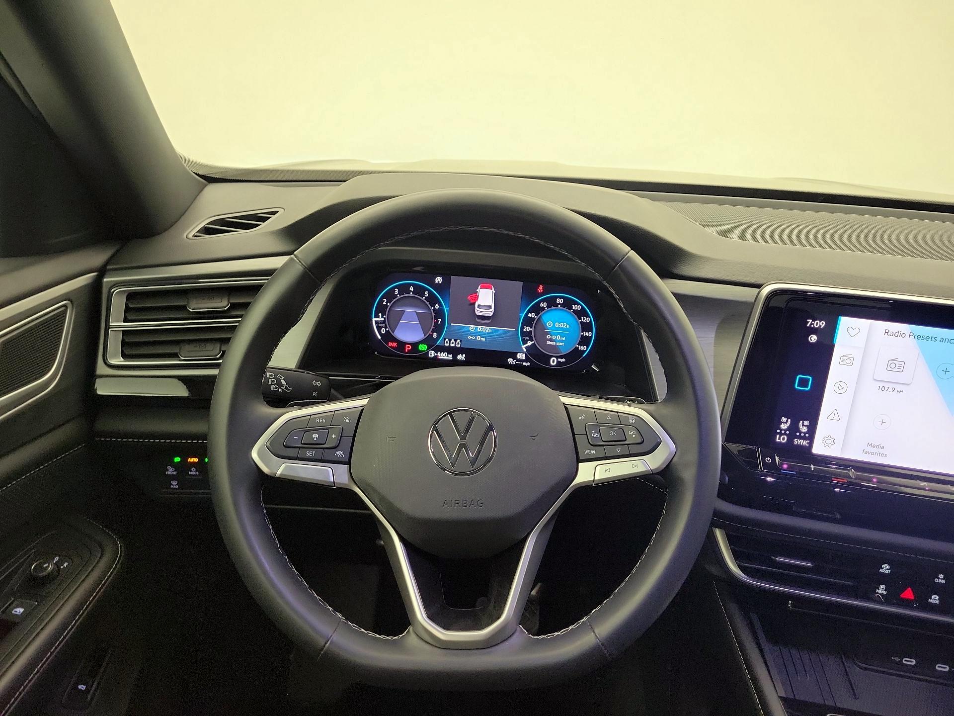 Thumbnail: 2025 Volkswagen Atlas - 10