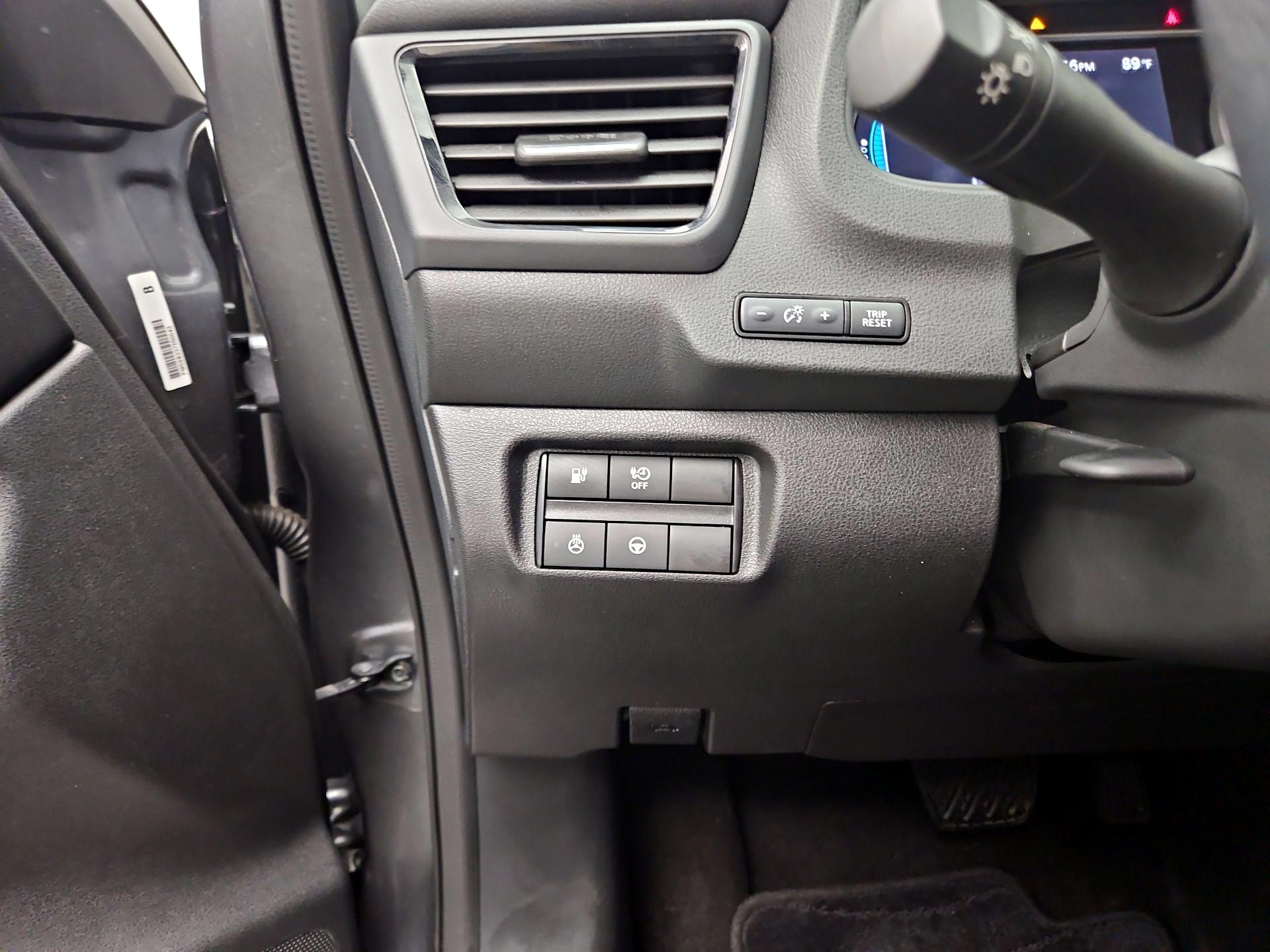 Thumbnail: 2024 Nissan Leaf - 13