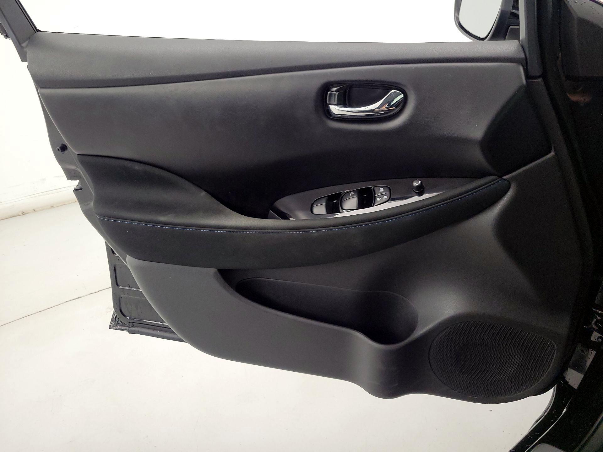 Thumbnail: 2024 Nissan Leaf - 12