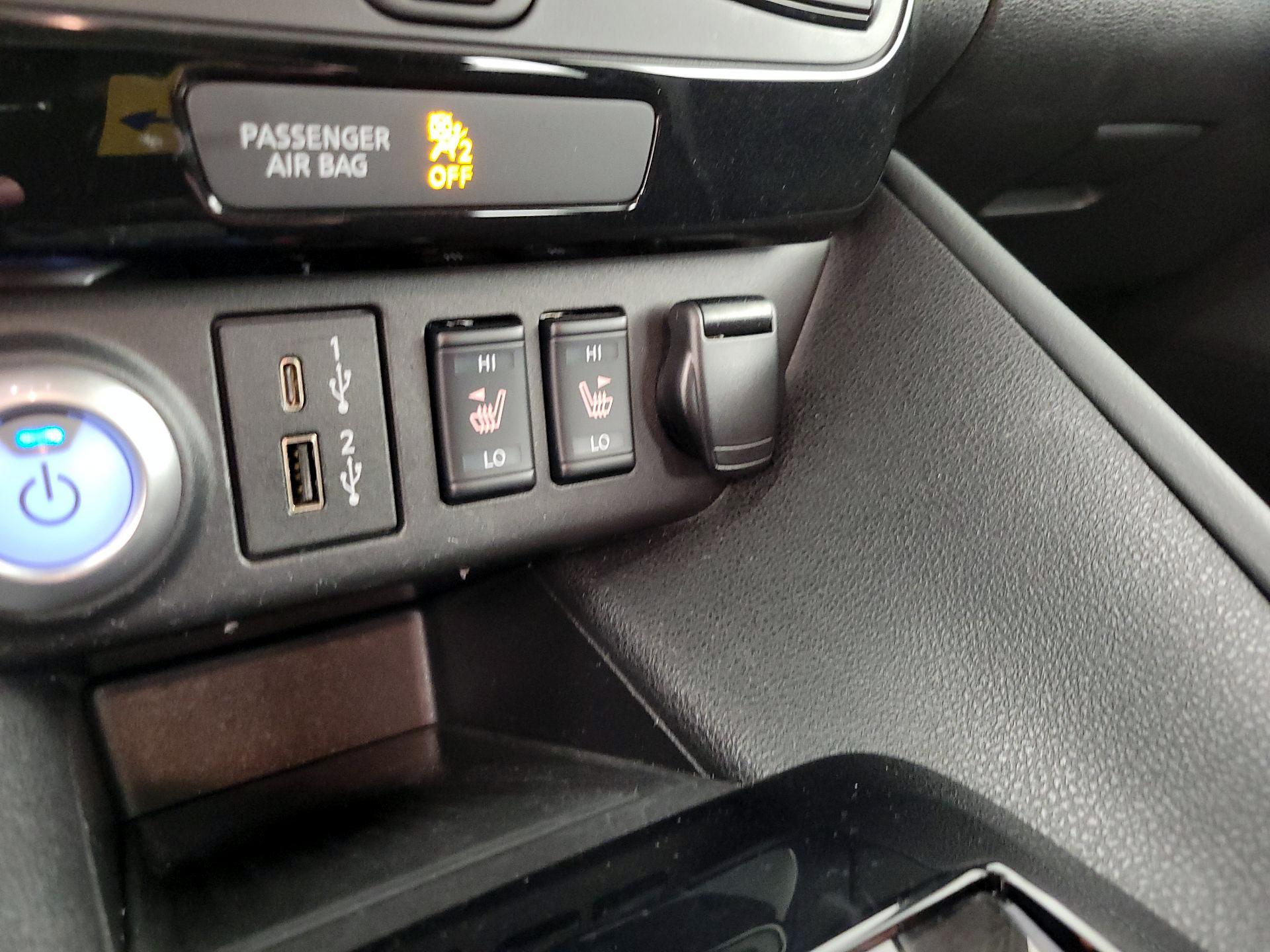 Thumbnail: 2024 Nissan Leaf - 18