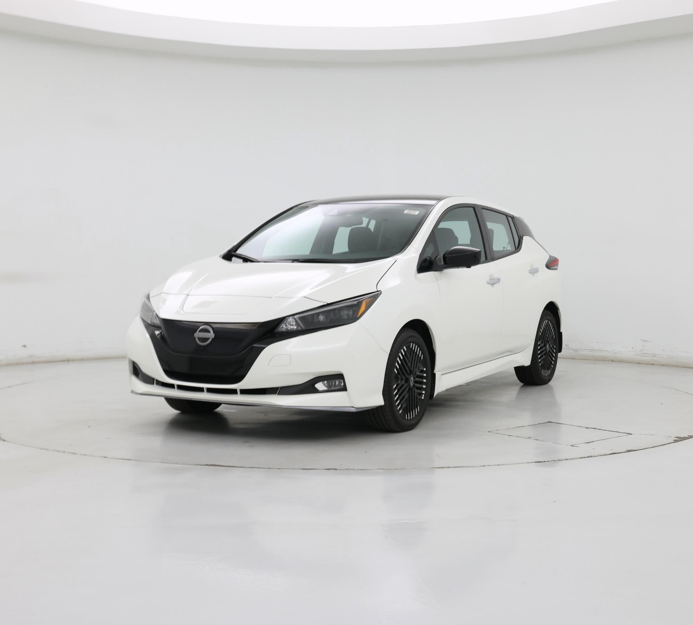 Thumbnail: 2024 Nissan Leaf - 4