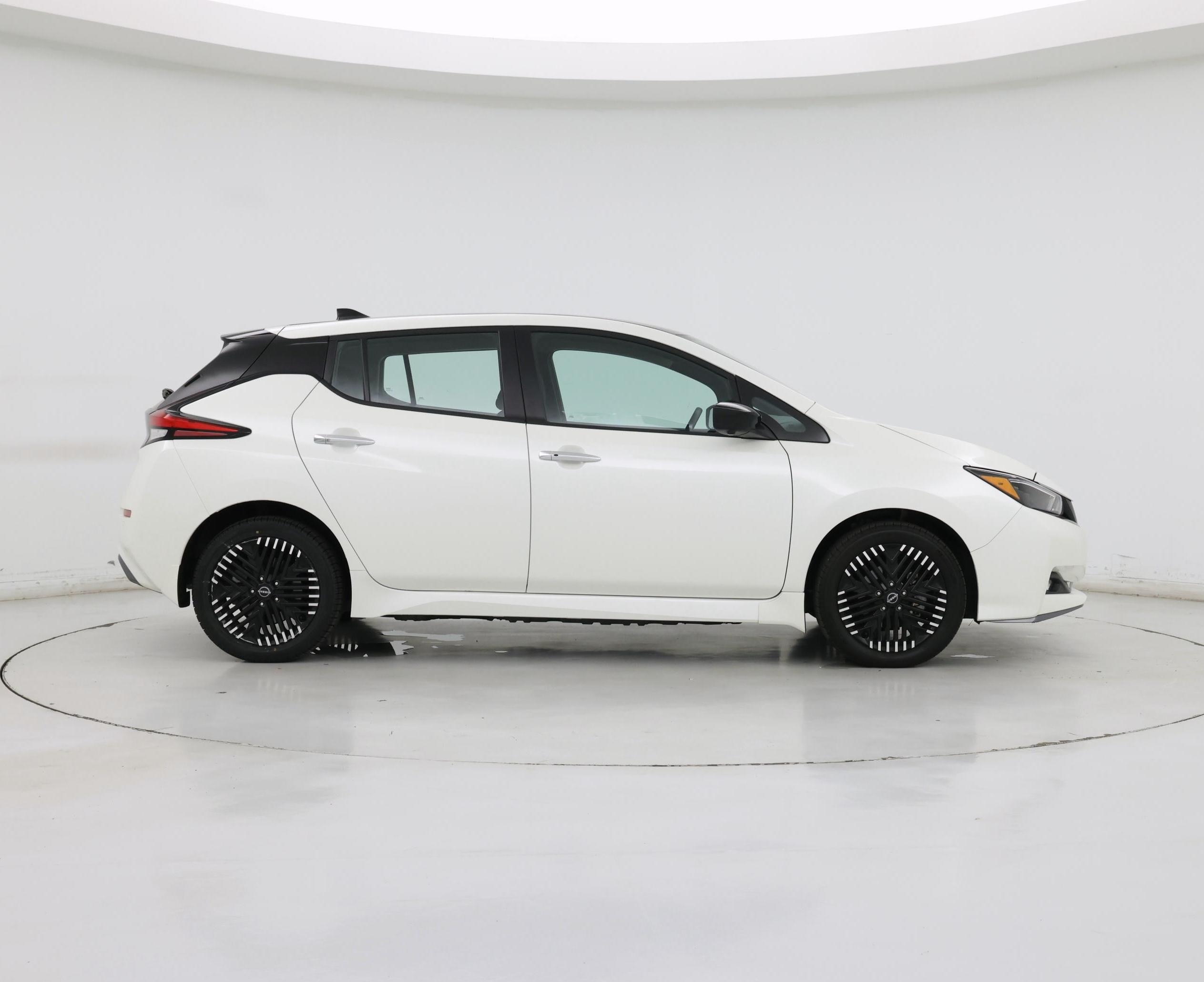 Thumbnail: 2024 Nissan Leaf - 7
