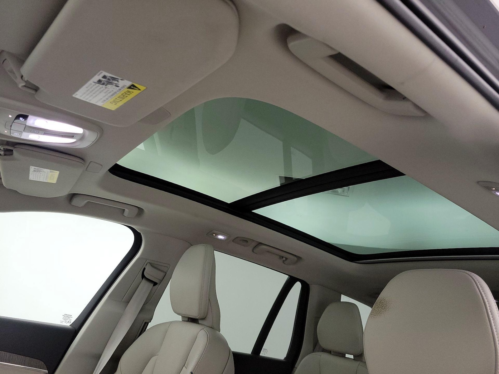 2023 Volvo XC90 Plus - Photo 19