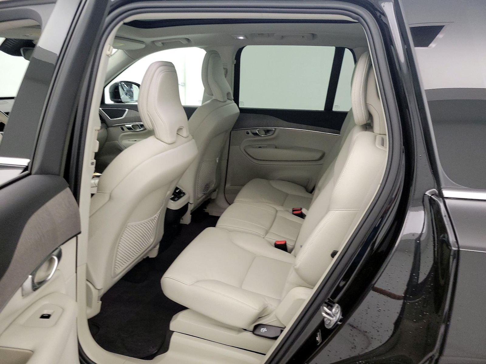 2023 Volvo XC90 Plus - Photo 20