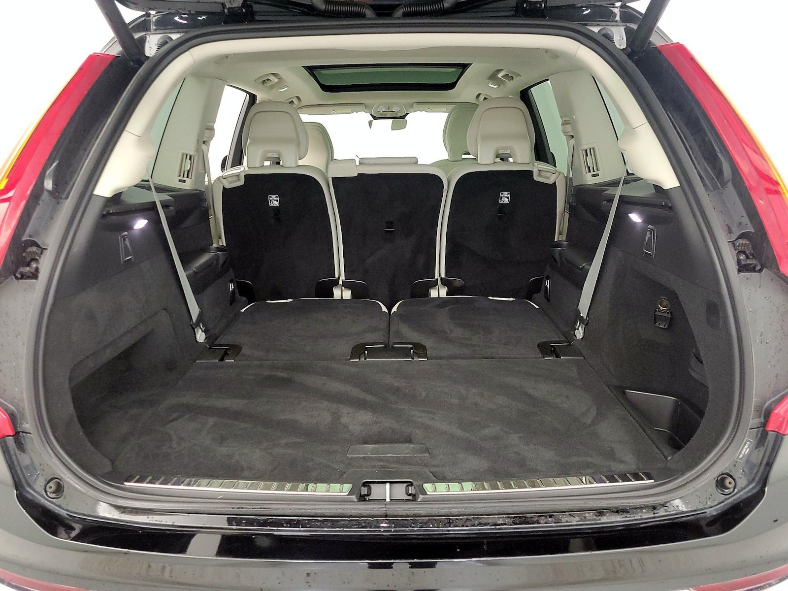 2023 Volvo XC90 Plus - Photo 23
