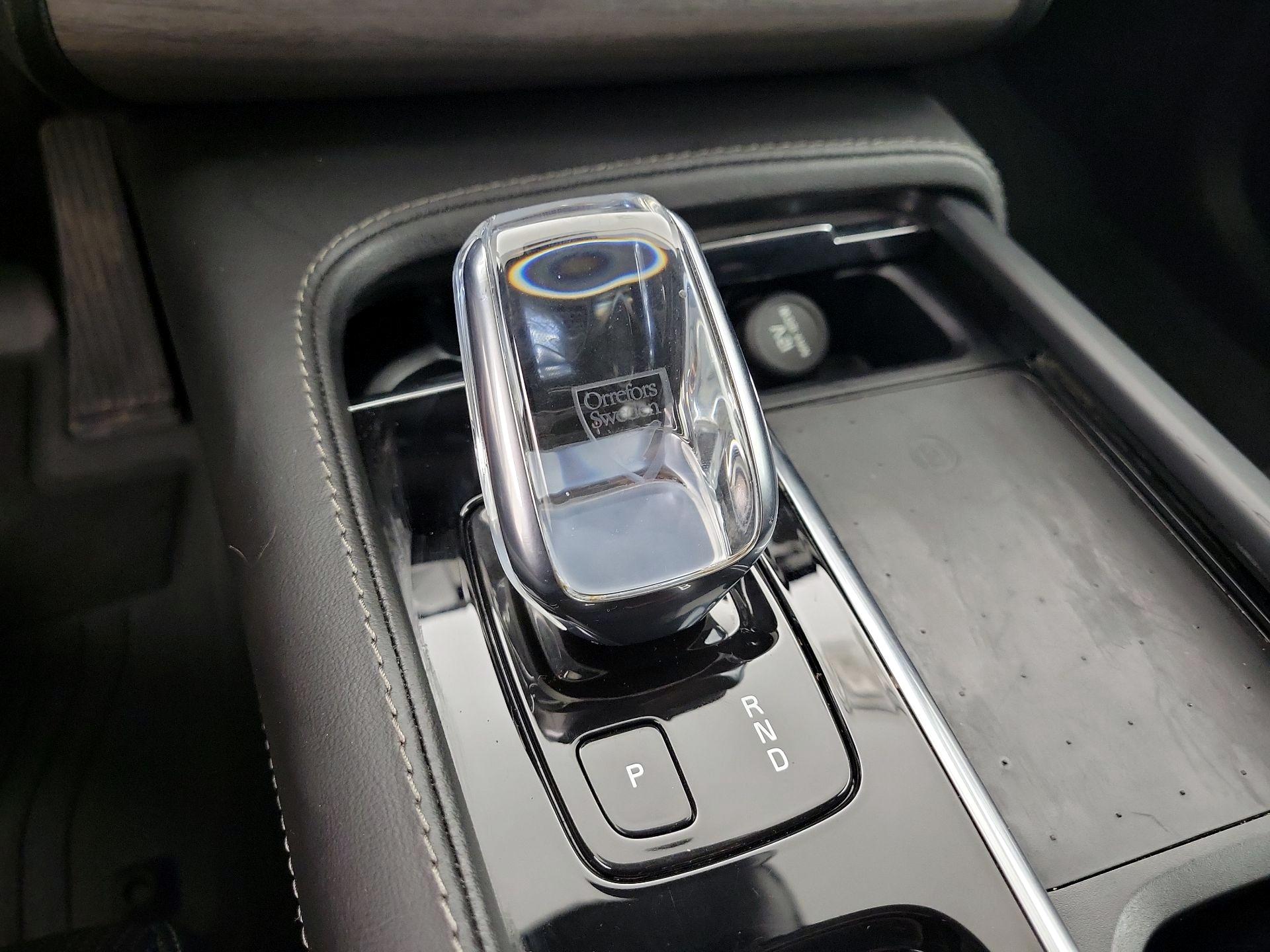 Thumbnail: 2022 Volvo XC90 - 18