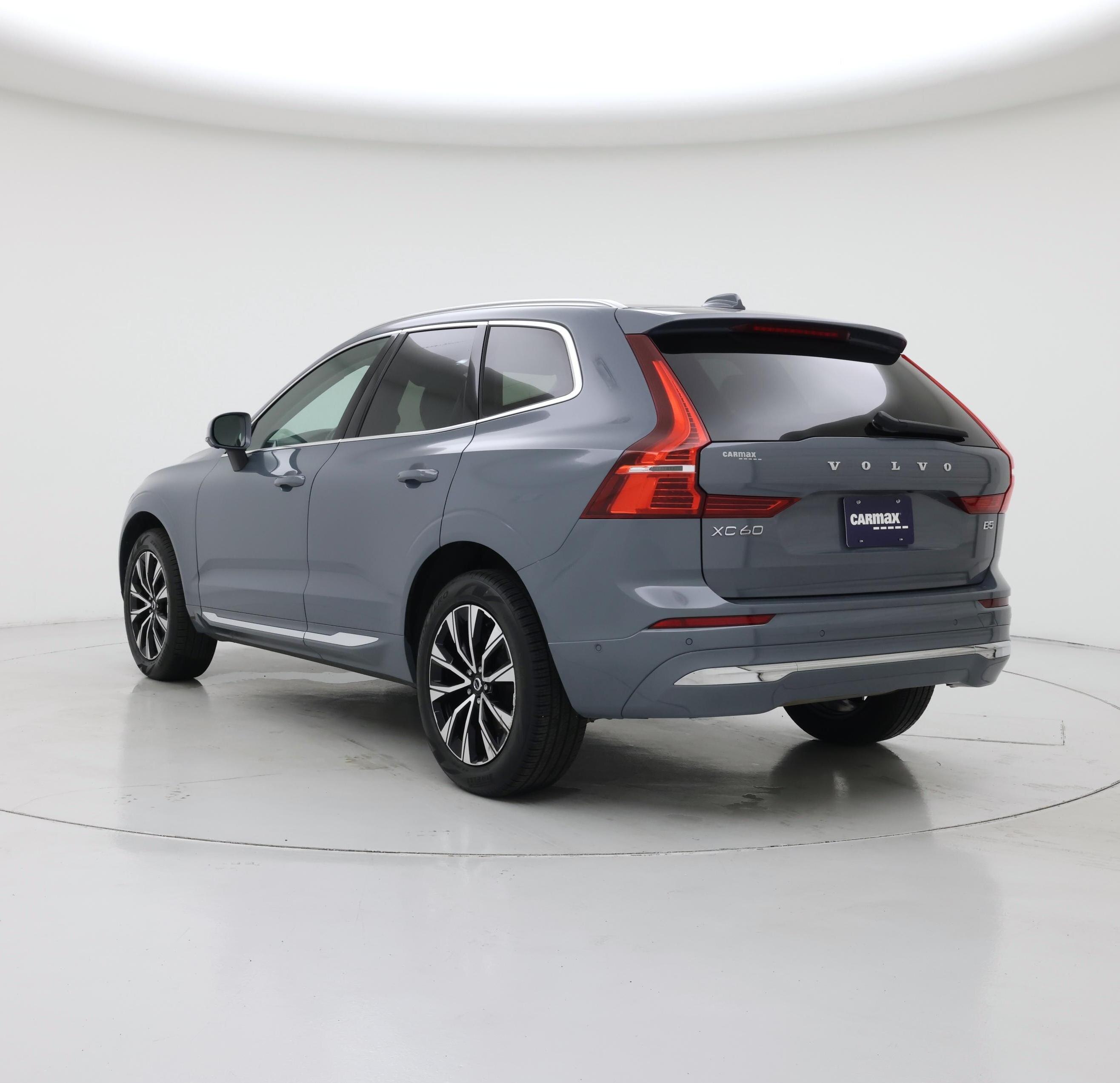 Thumbnail: 2023 Volvo XC60 - 2
