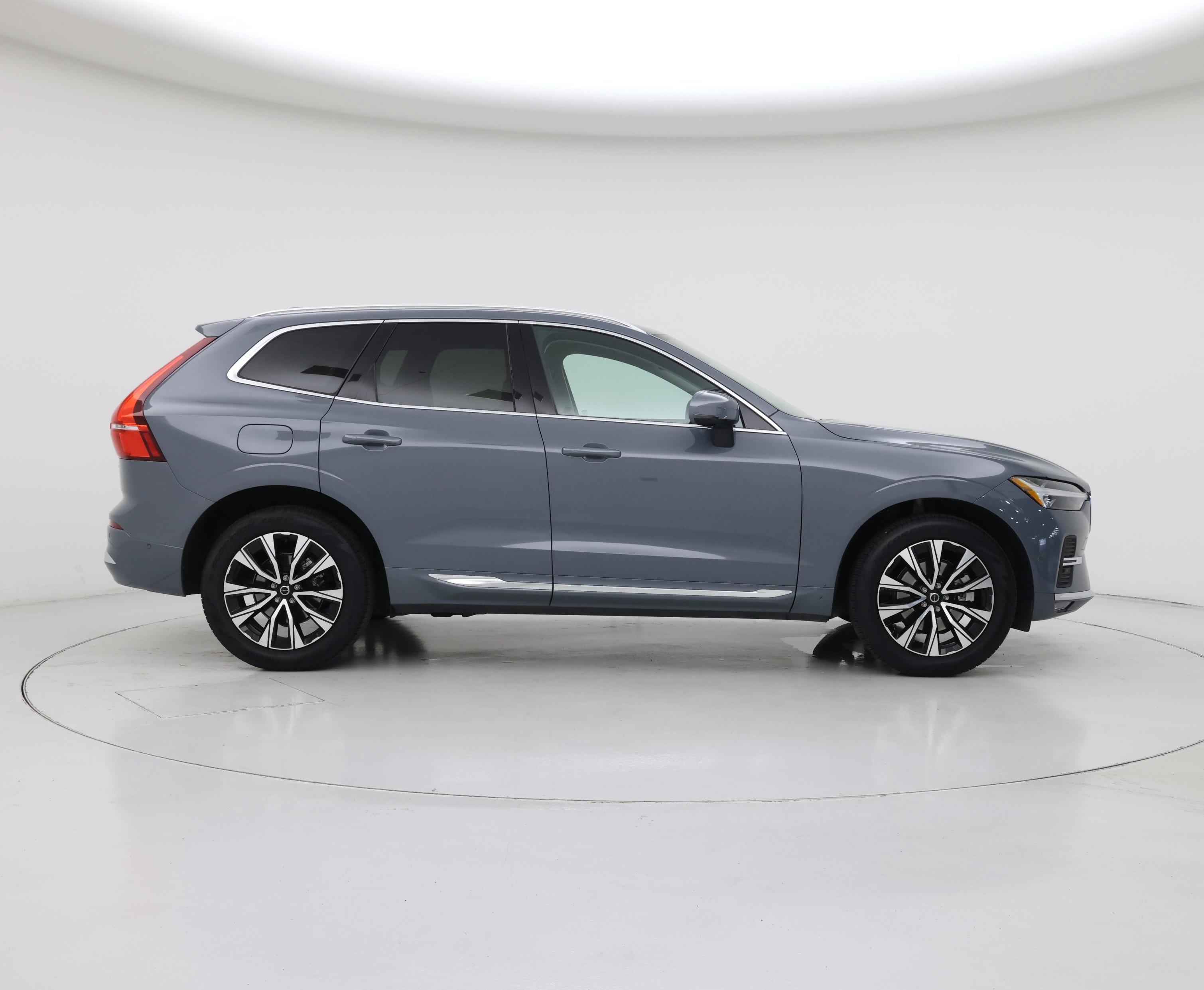 Thumbnail: 2023 Volvo XC60 - 7