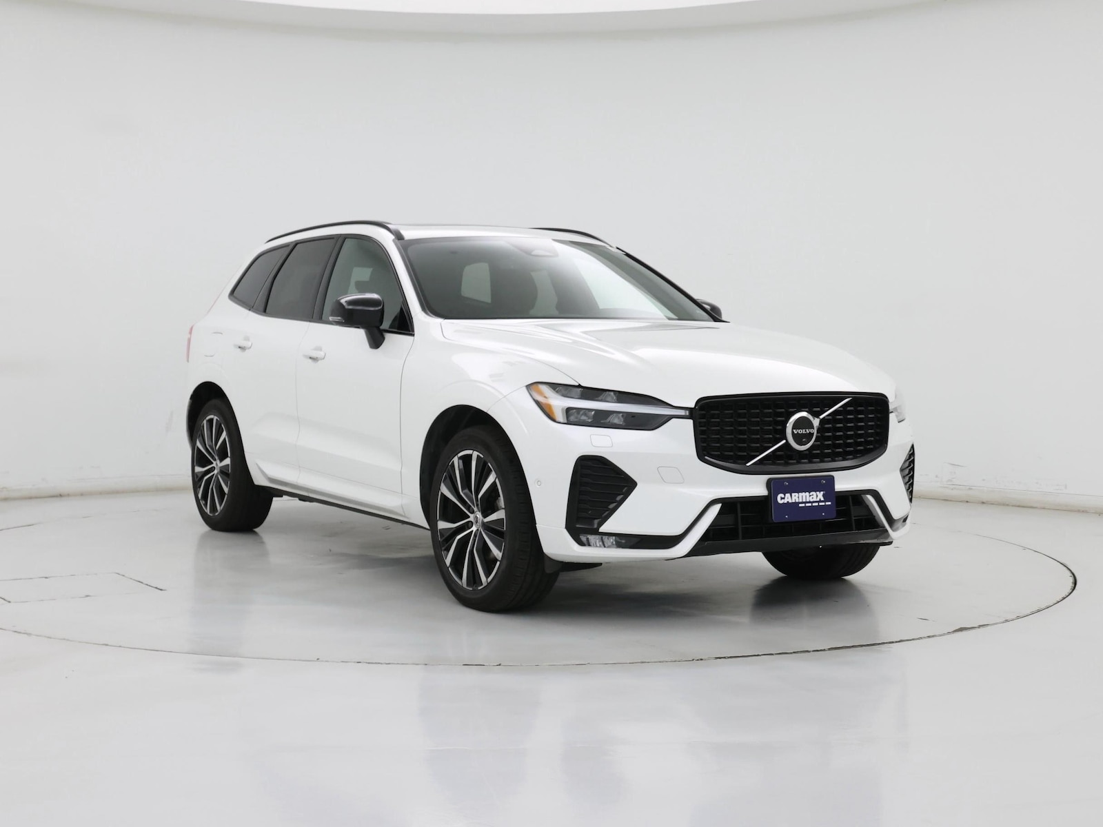 2023 Volvo XC60 Plus - Photo 2
