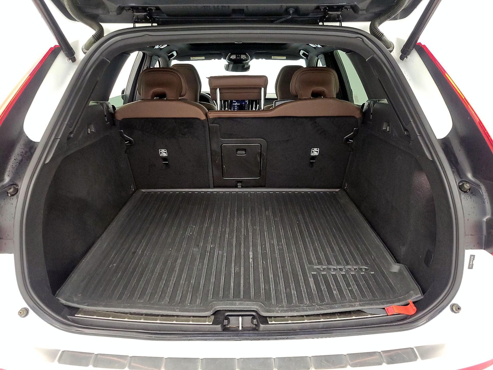 2023 Volvo XC60 Plus - Photo 21