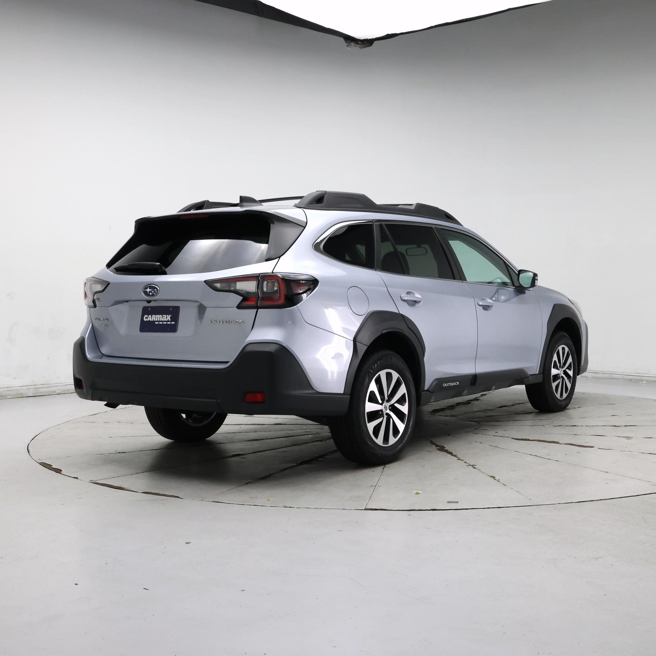 Thumbnail: 2023 Subaru Outback - 8
