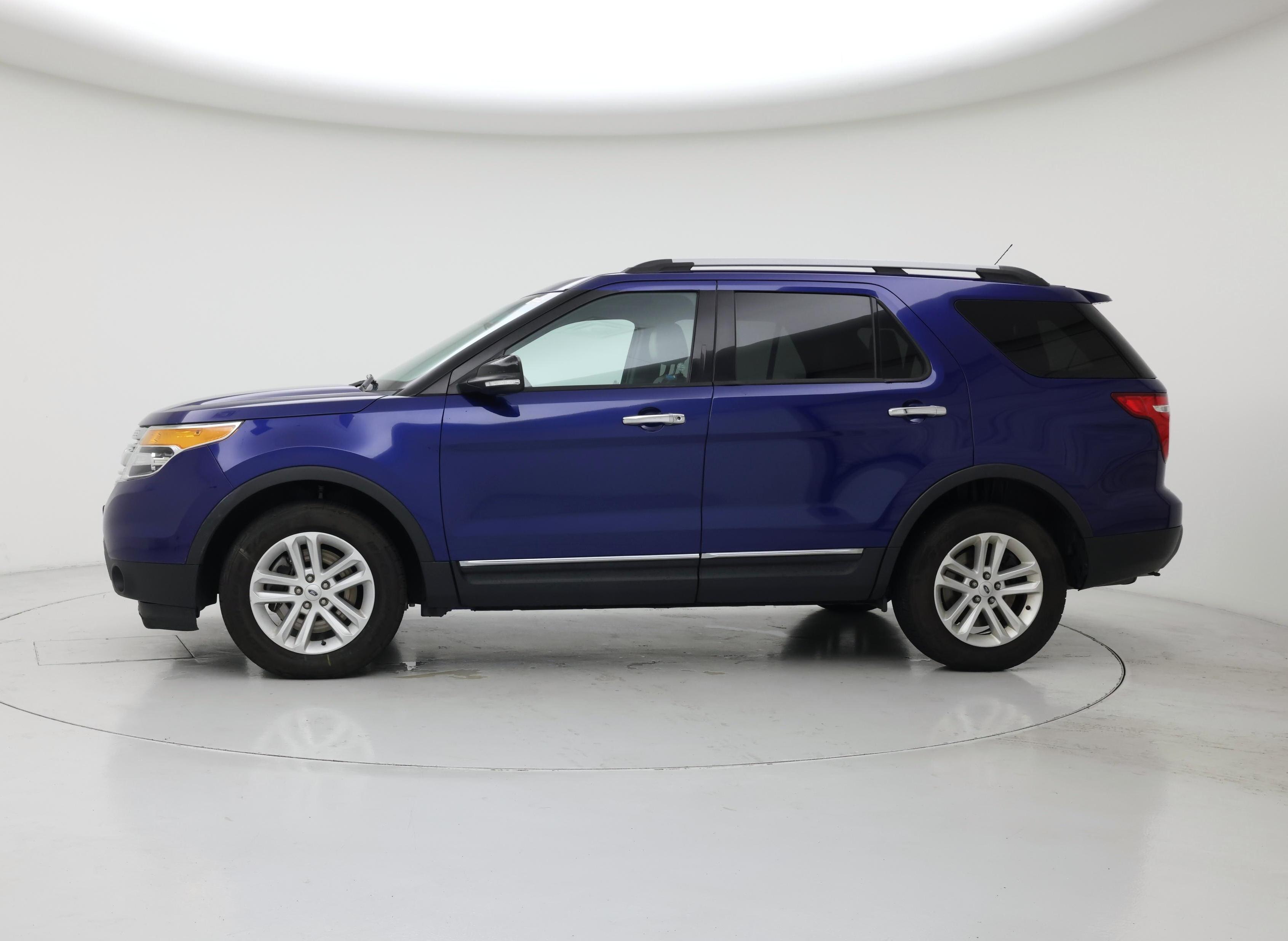 Thumbnail: 2014 Ford Explorer - 3