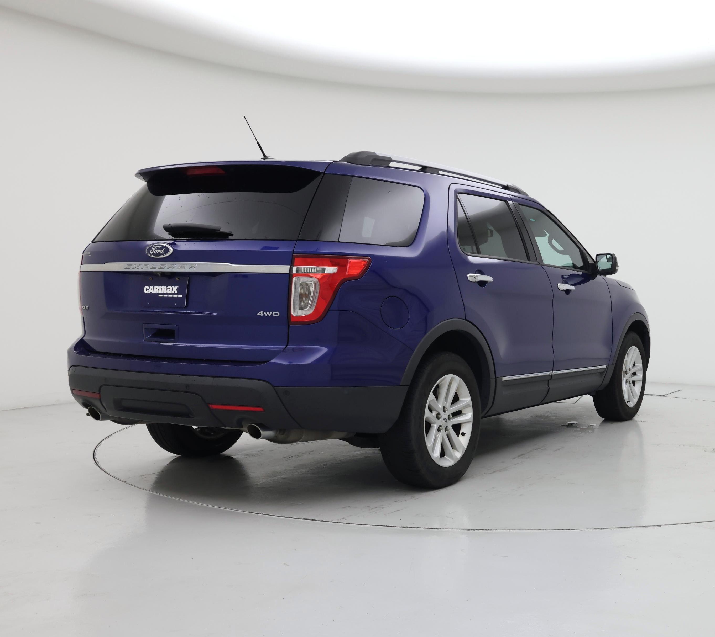Thumbnail: 2014 Ford Explorer - 8