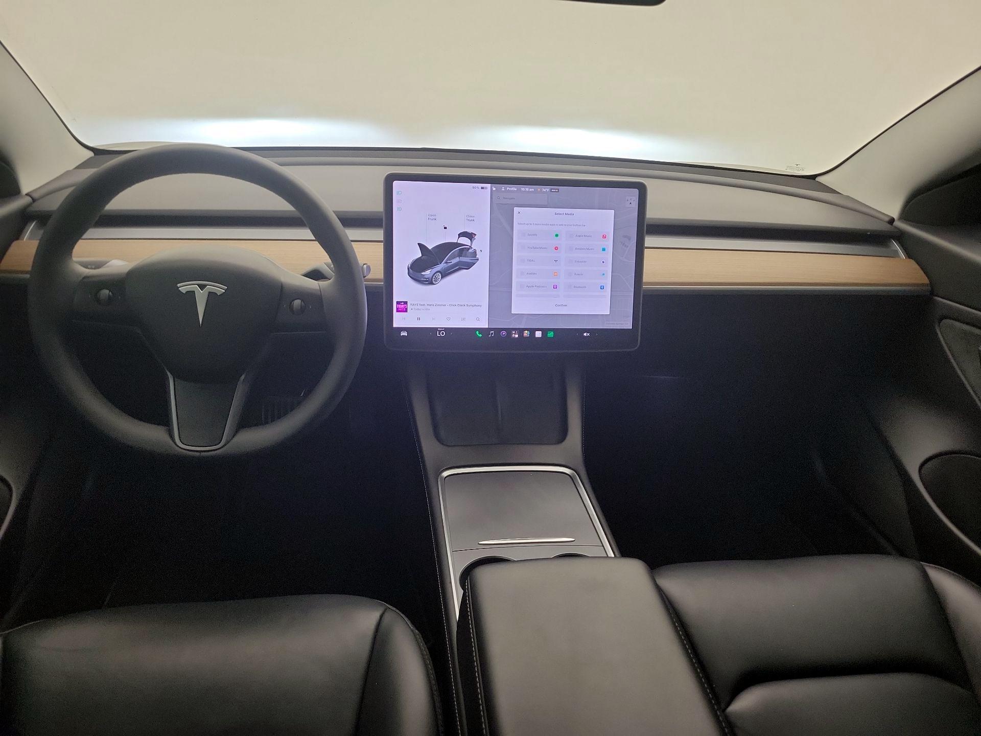 Thumbnail: 2021 Tesla Model 3 - 9