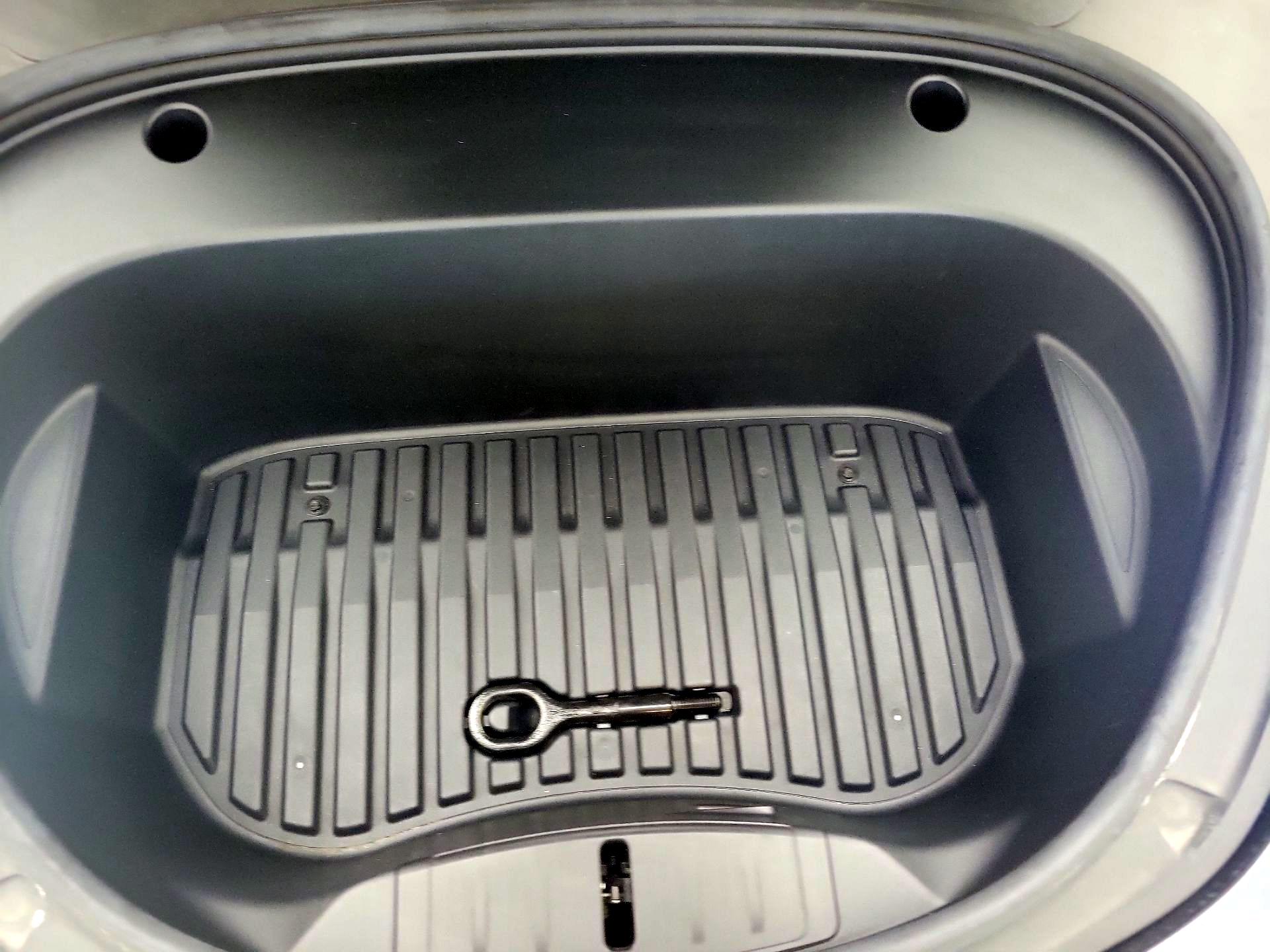 Thumbnail: 2021 Tesla Model 3 - 19
