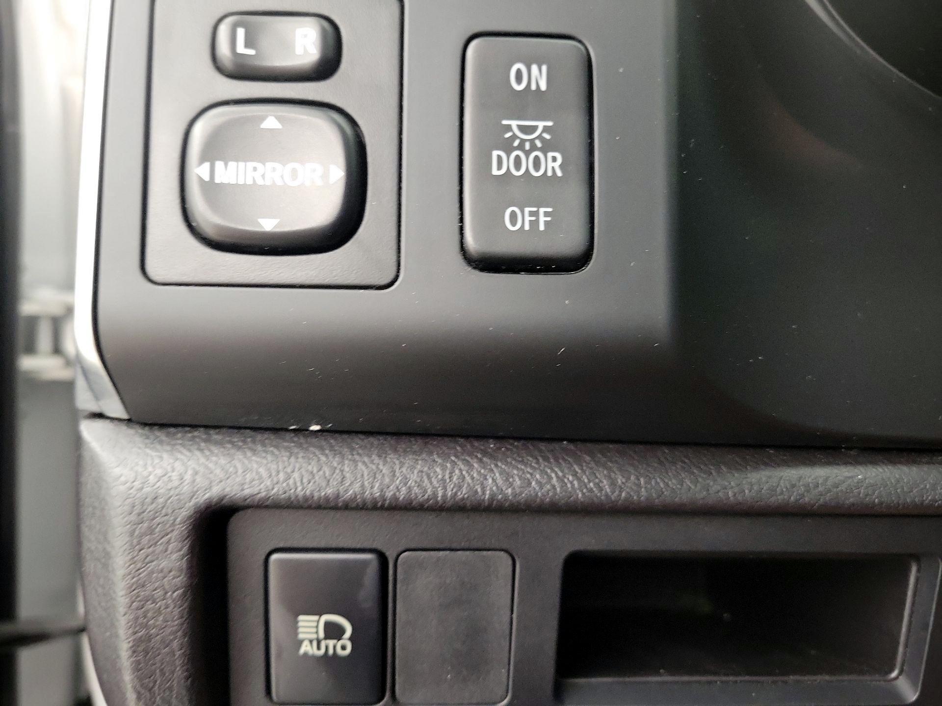 Thumbnail: 2019 Toyota Sequoia - 13