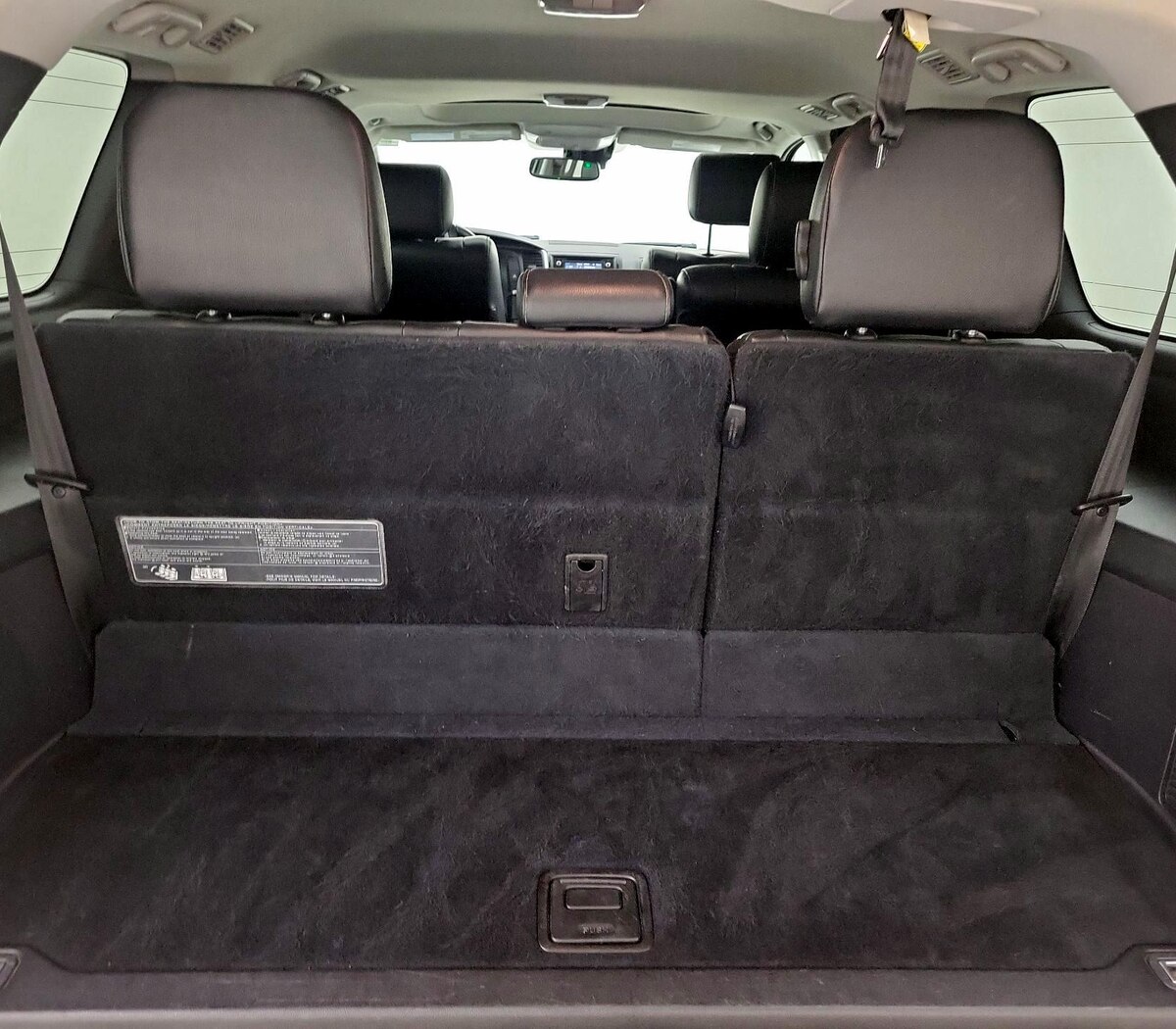Trunk/Cargo (Seats Up)