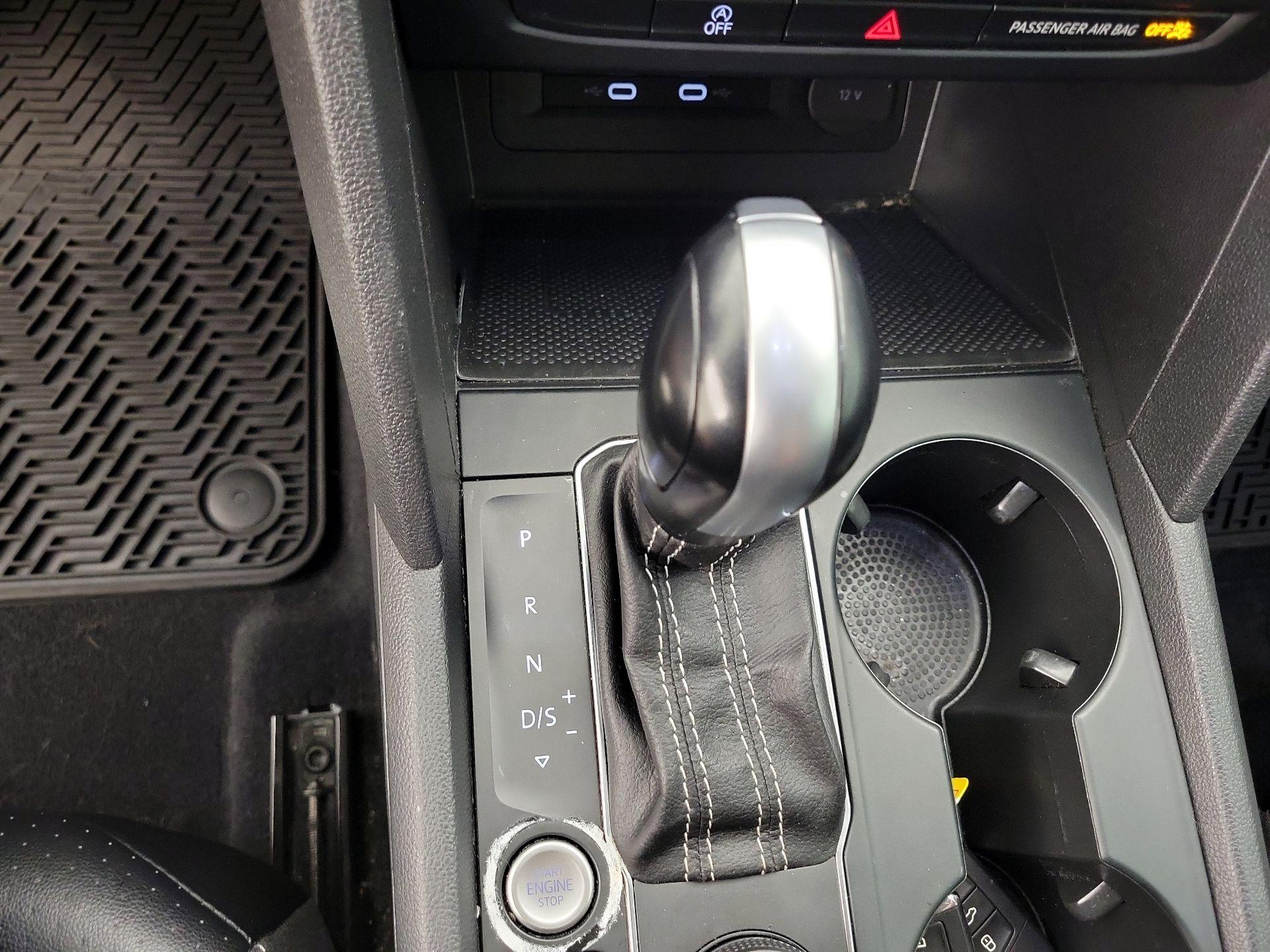 Thumbnail: 2021 Volkswagen Atlas - 17