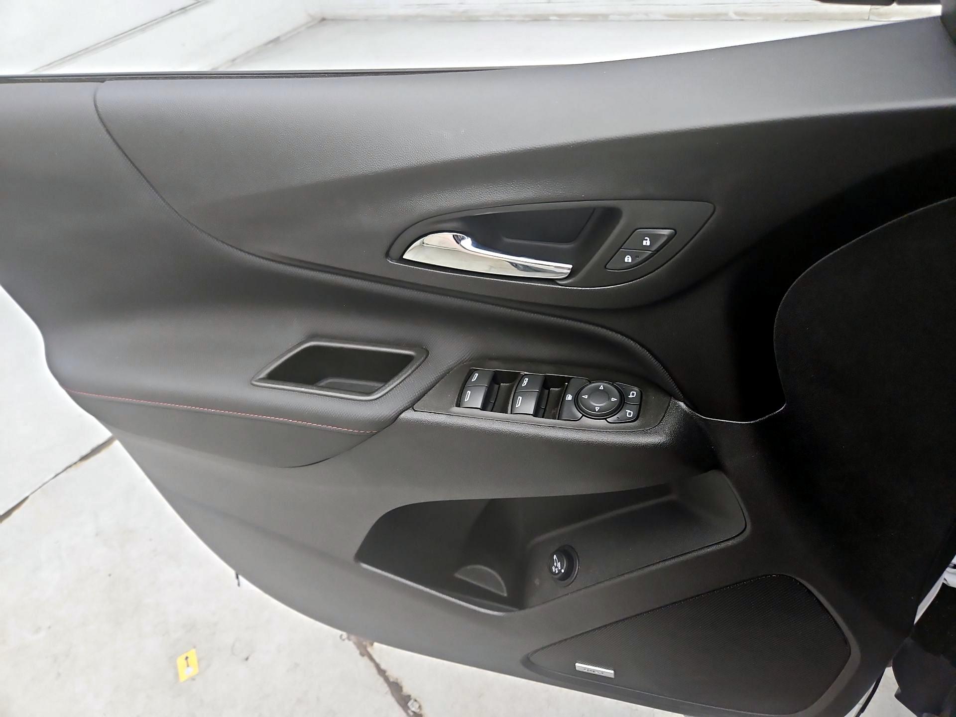 Thumbnail: 2023 Chevrolet Equinox - 12
