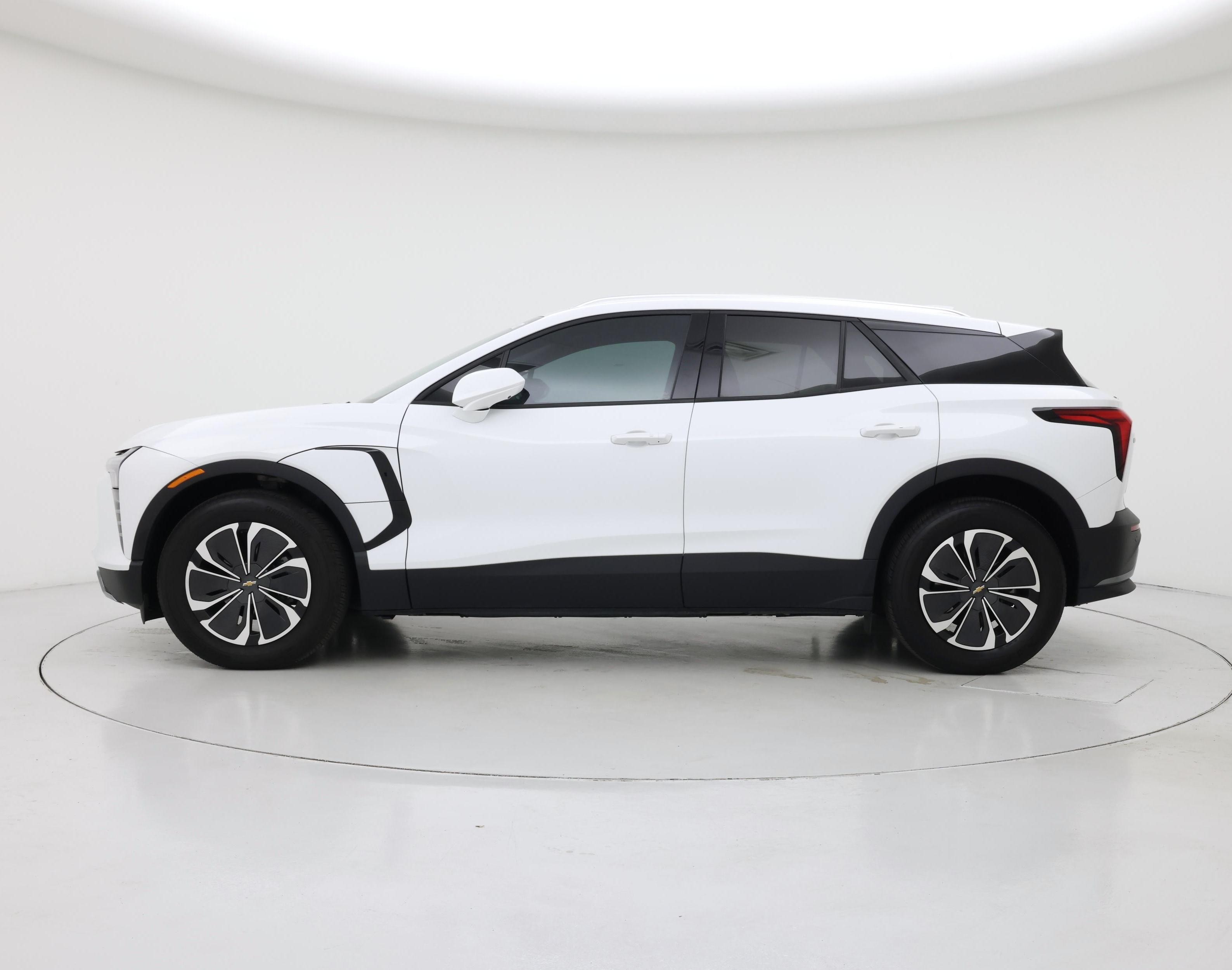 Thumbnail: 2024 Chevrolet Blazer EV - 3