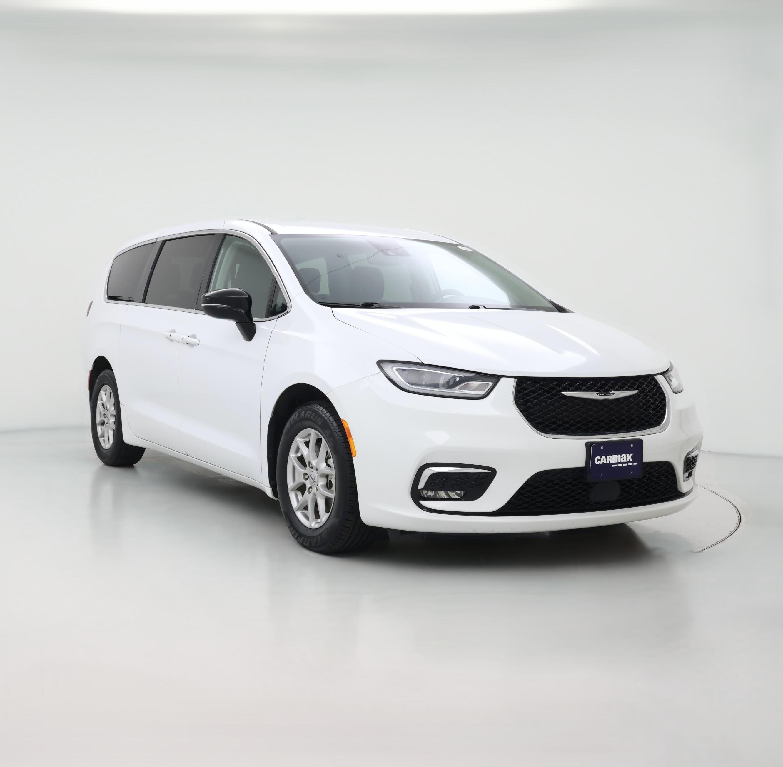 Thumbnail: 2024 Chrysler Pacifica - 1