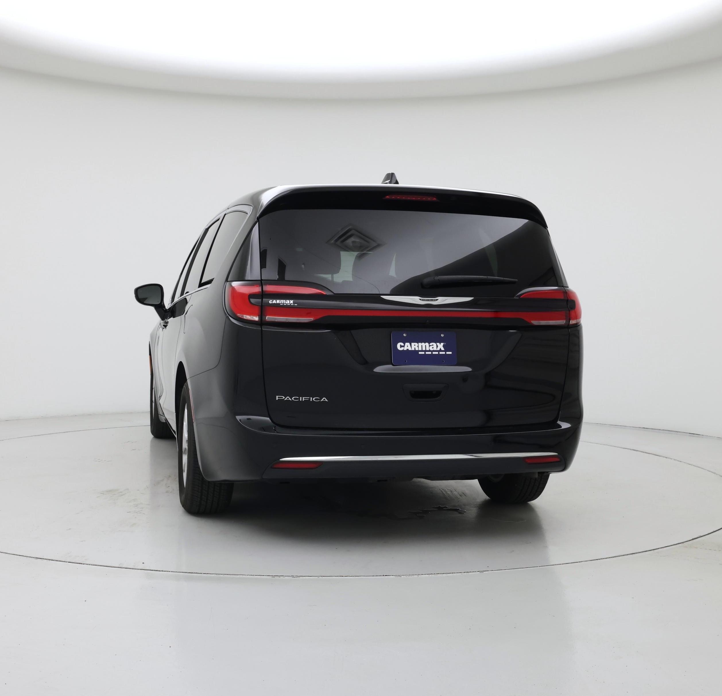 Thumbnail: 2025 Chrysler Pacifica - 6