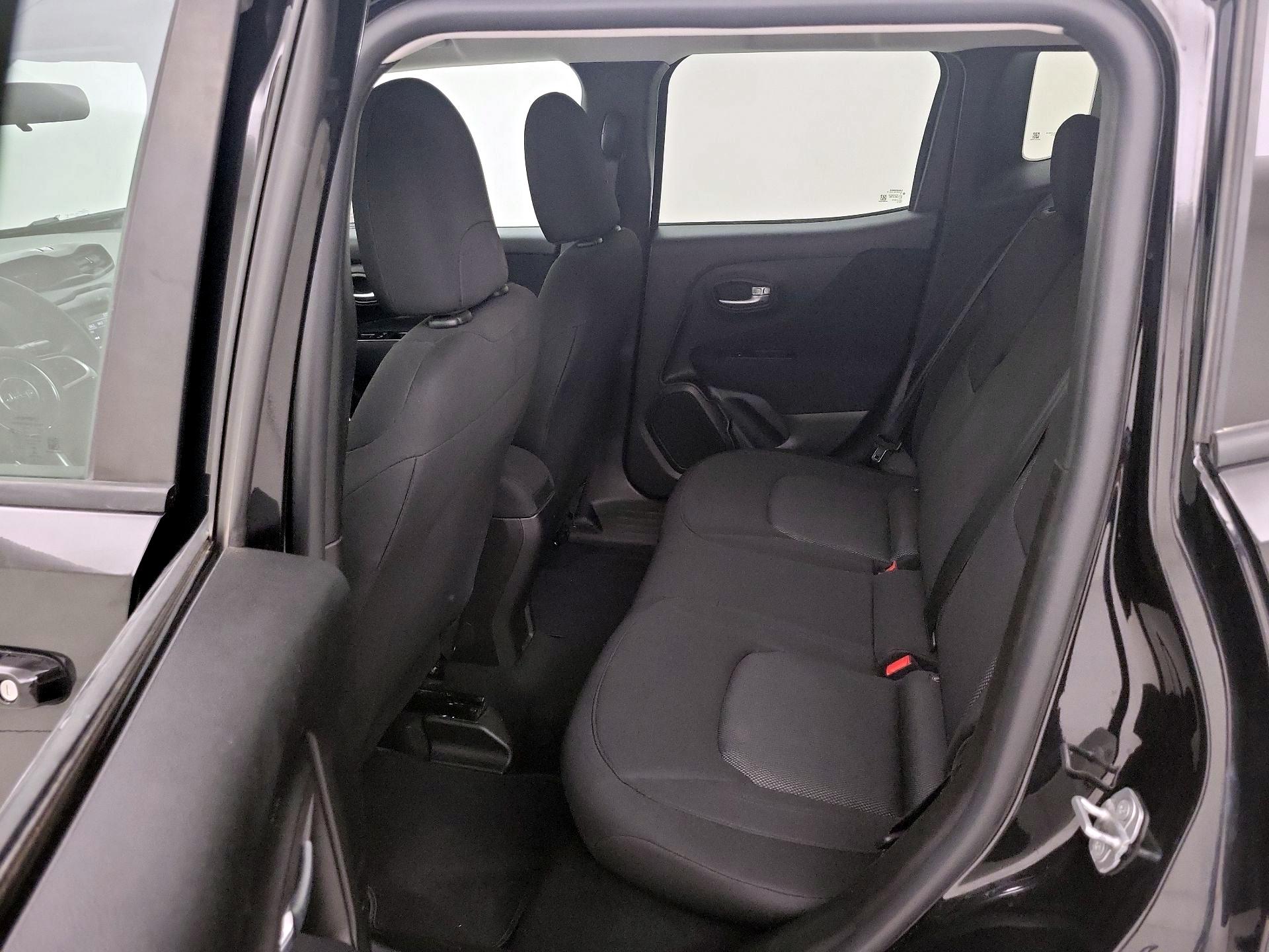 Thumbnail: 2020 Jeep Renegade - 19