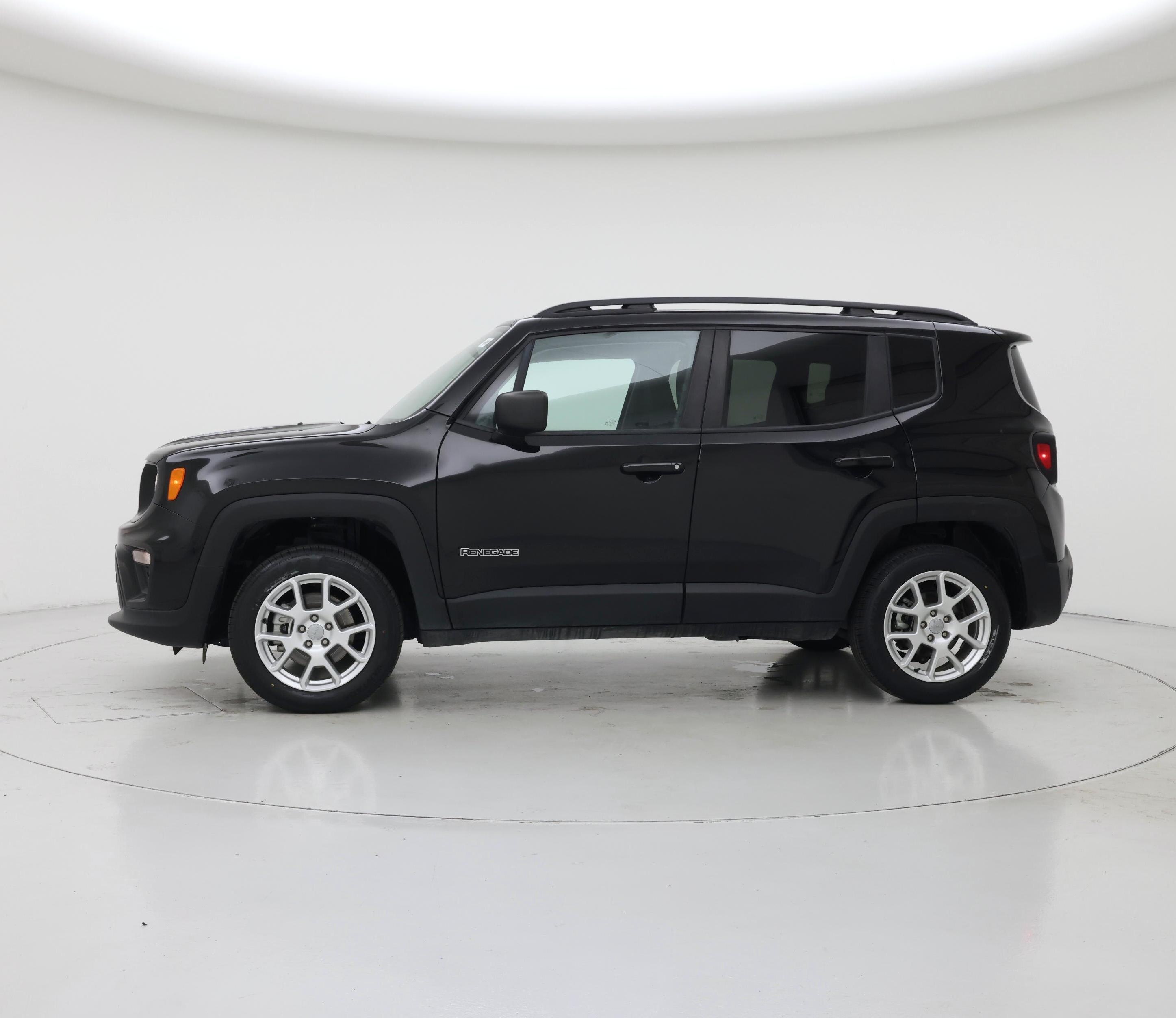 Thumbnail: 2020 Jeep Renegade - 3