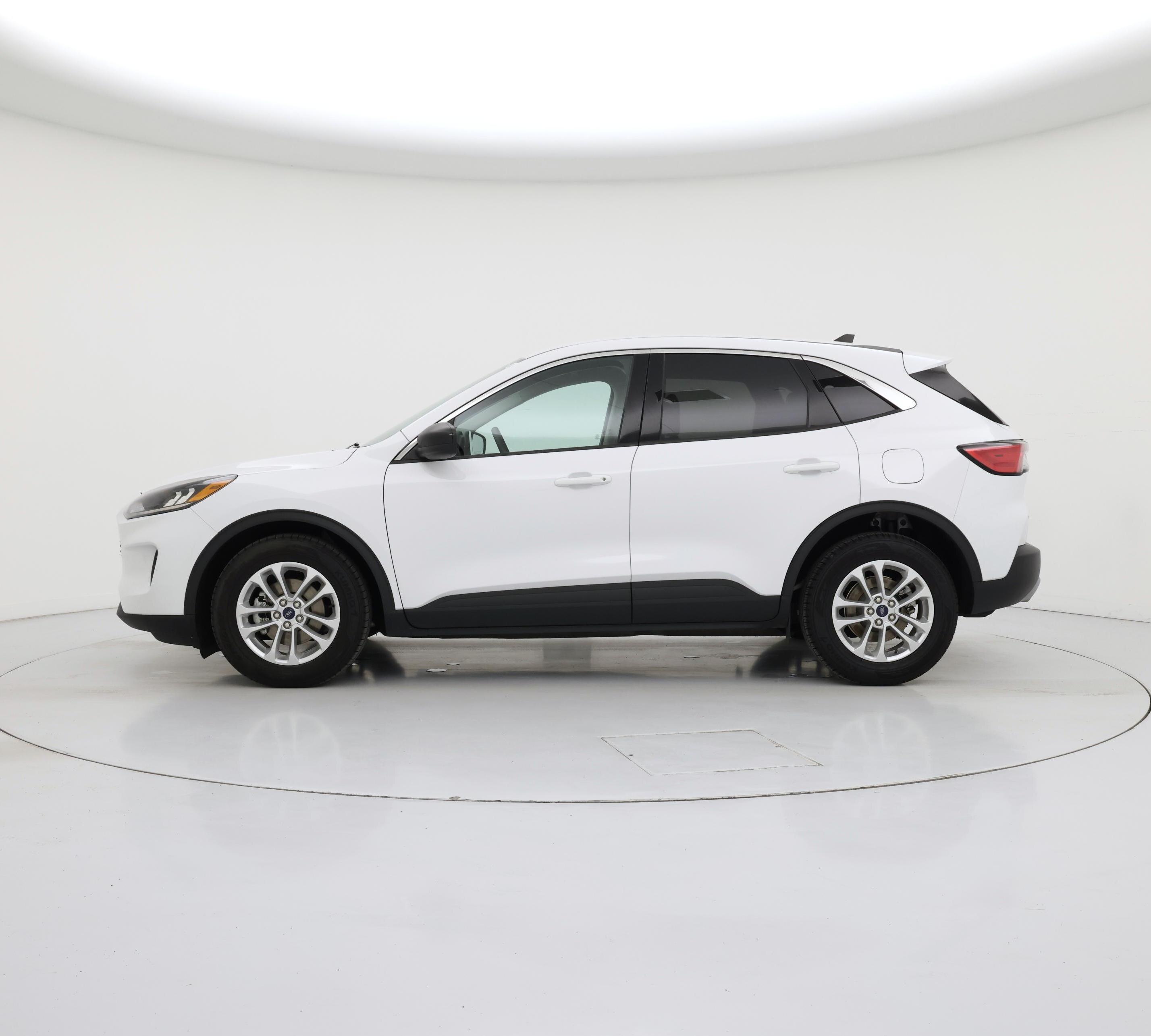 Thumbnail: 2022 Ford Escape - 3