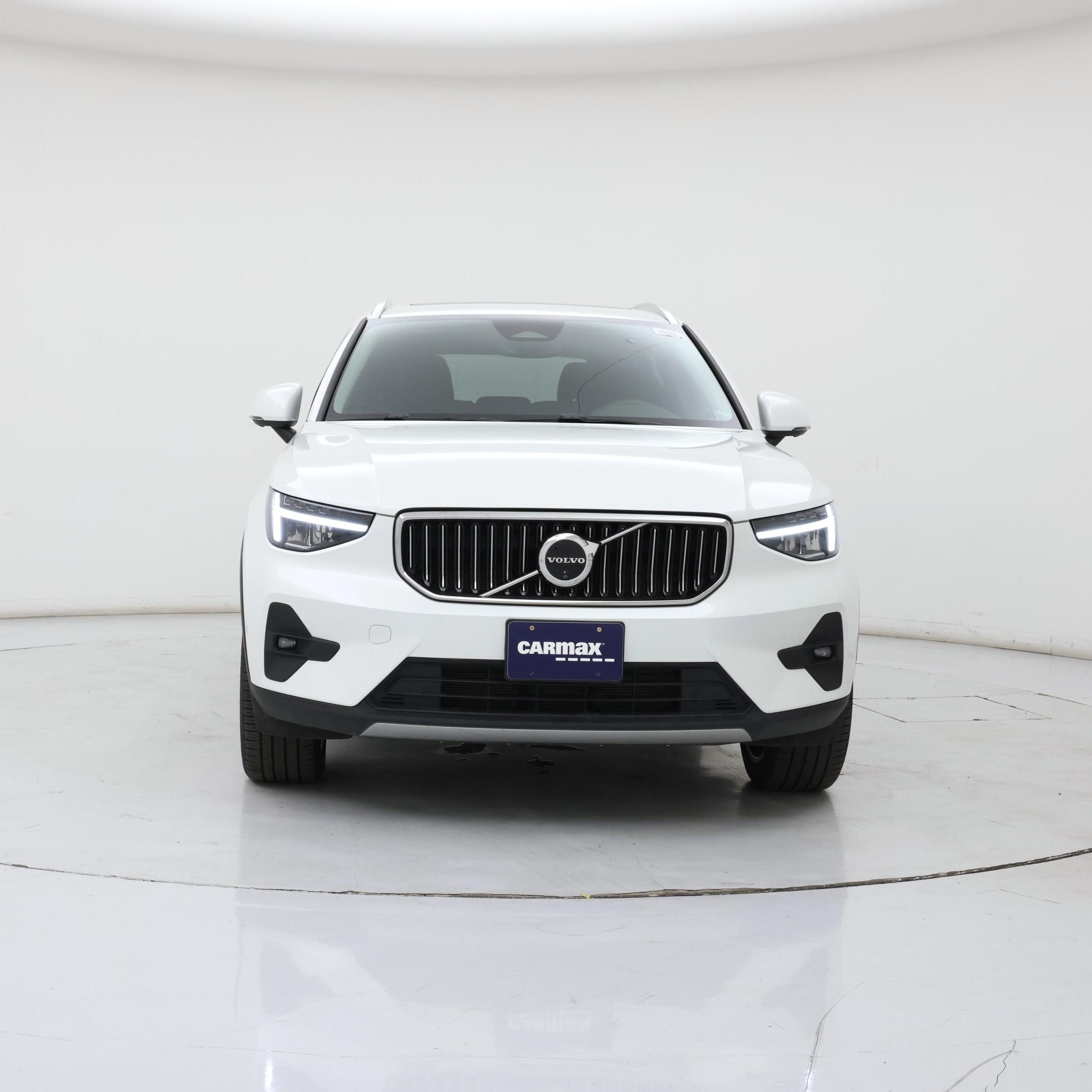Thumbnail: 2025 Volvo XC40 - 5
