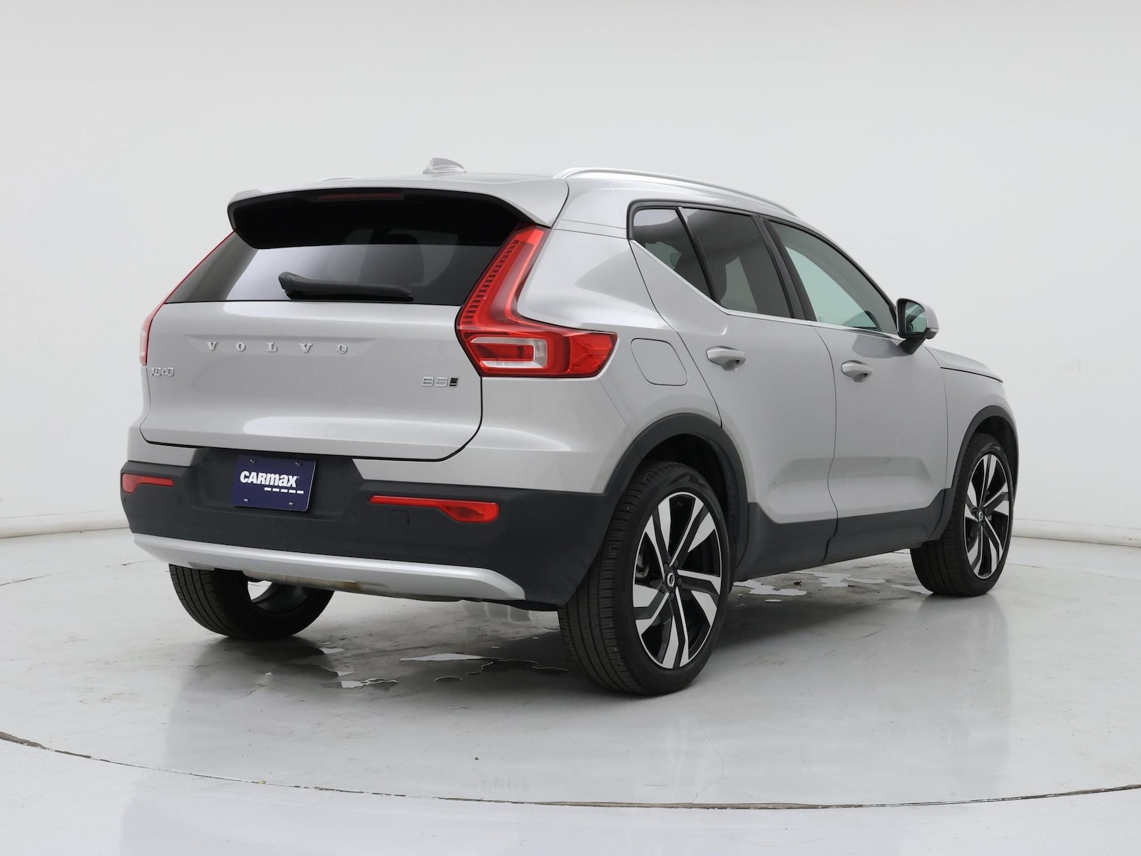 2025 Volvo XC40 Plus - Photo 9