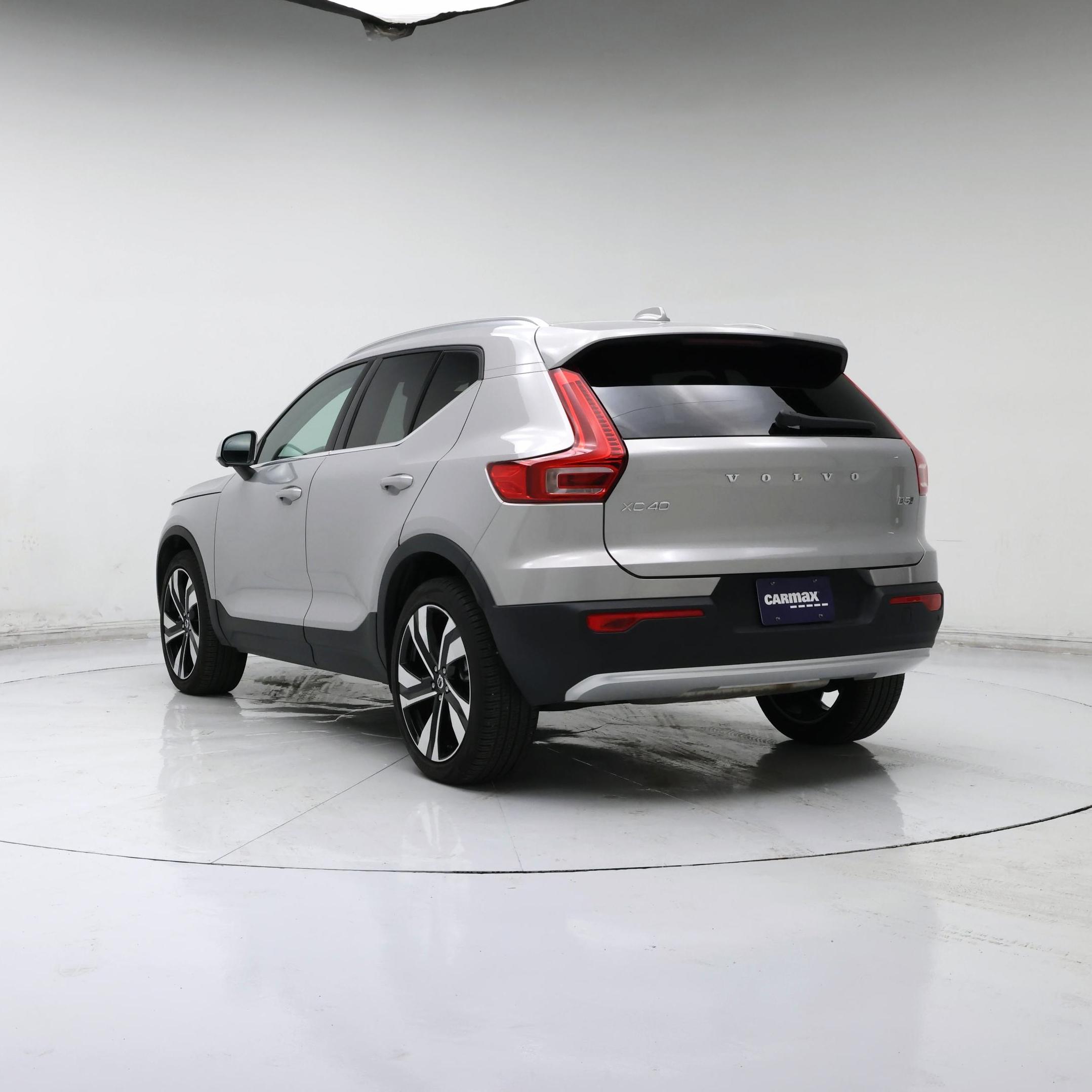 Thumbnail: 2025 Volvo XC40 - 2