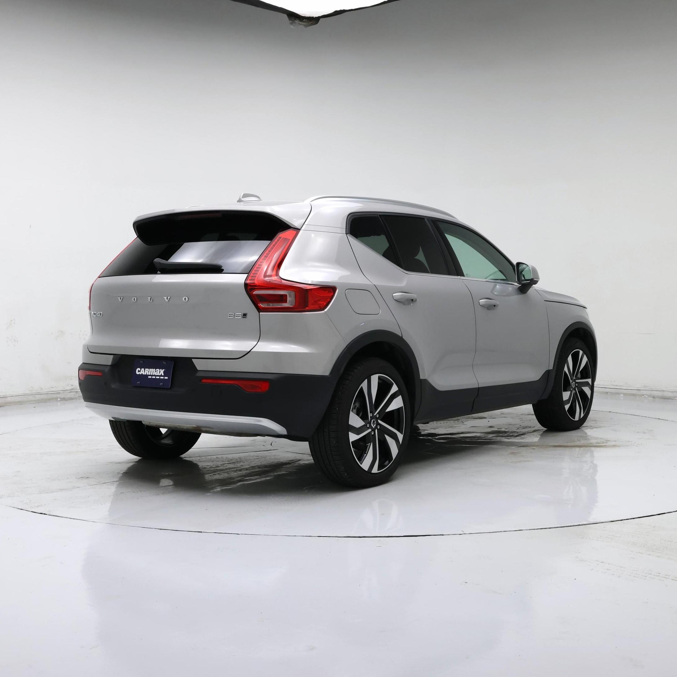 Thumbnail: 2025 Volvo XC40 - 8