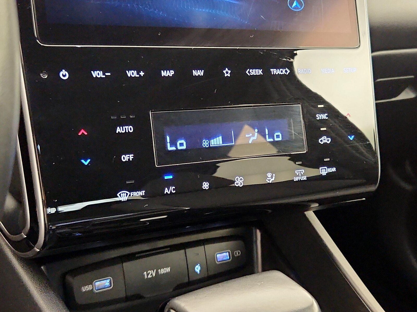 2023 Hyundai Santa Cruz SEL Premium - Photo 18