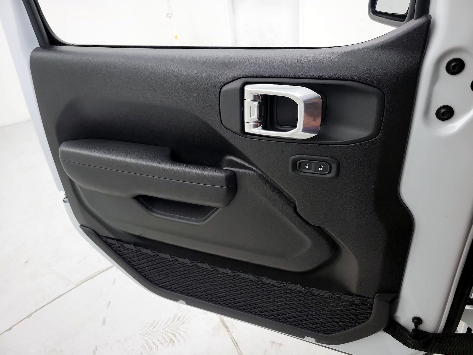 2025 Jeep Wrangler 4-Door Sport - Photo 13