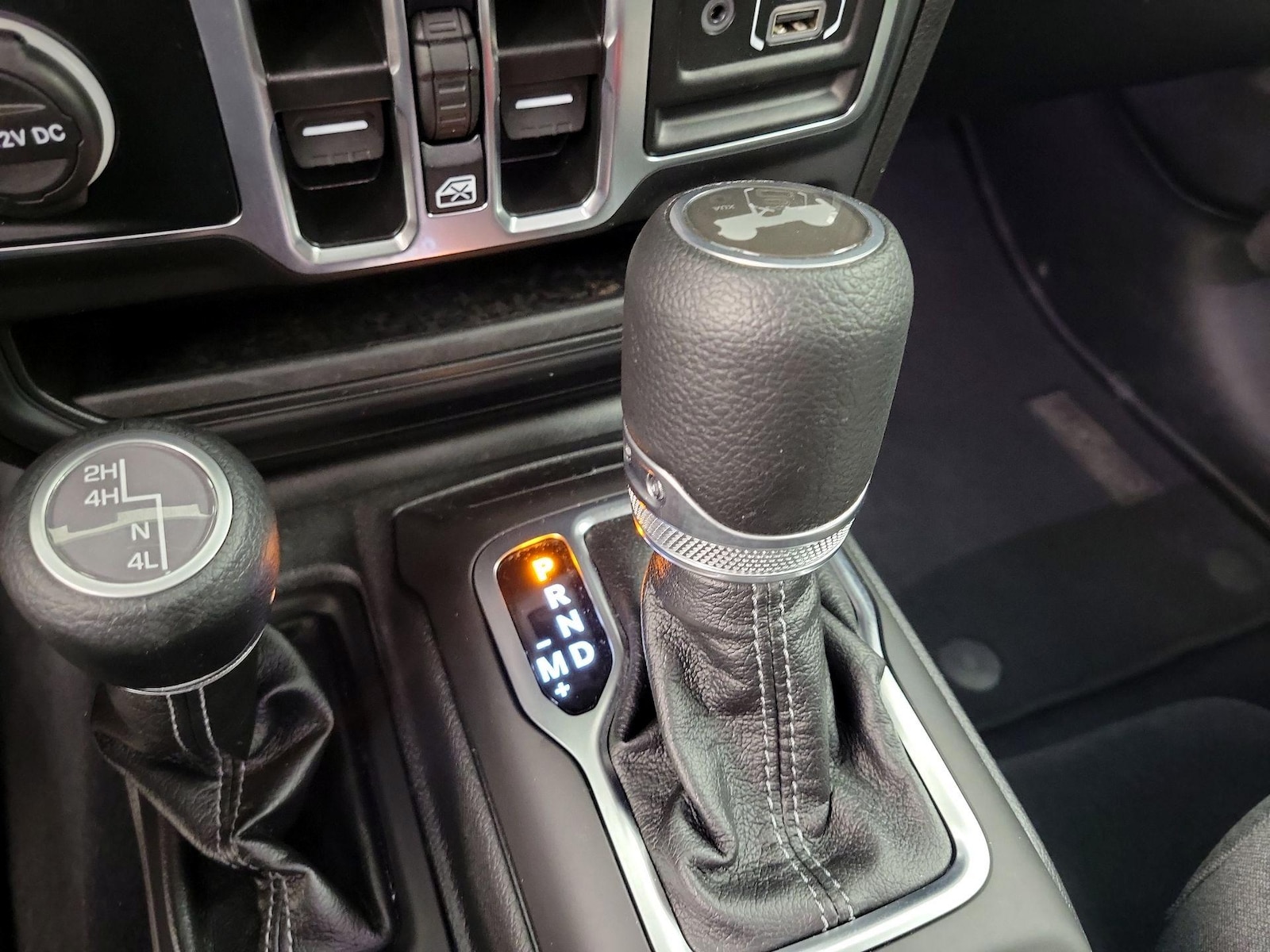 2025 Jeep Wrangler 4-Door Sport - Photo 18