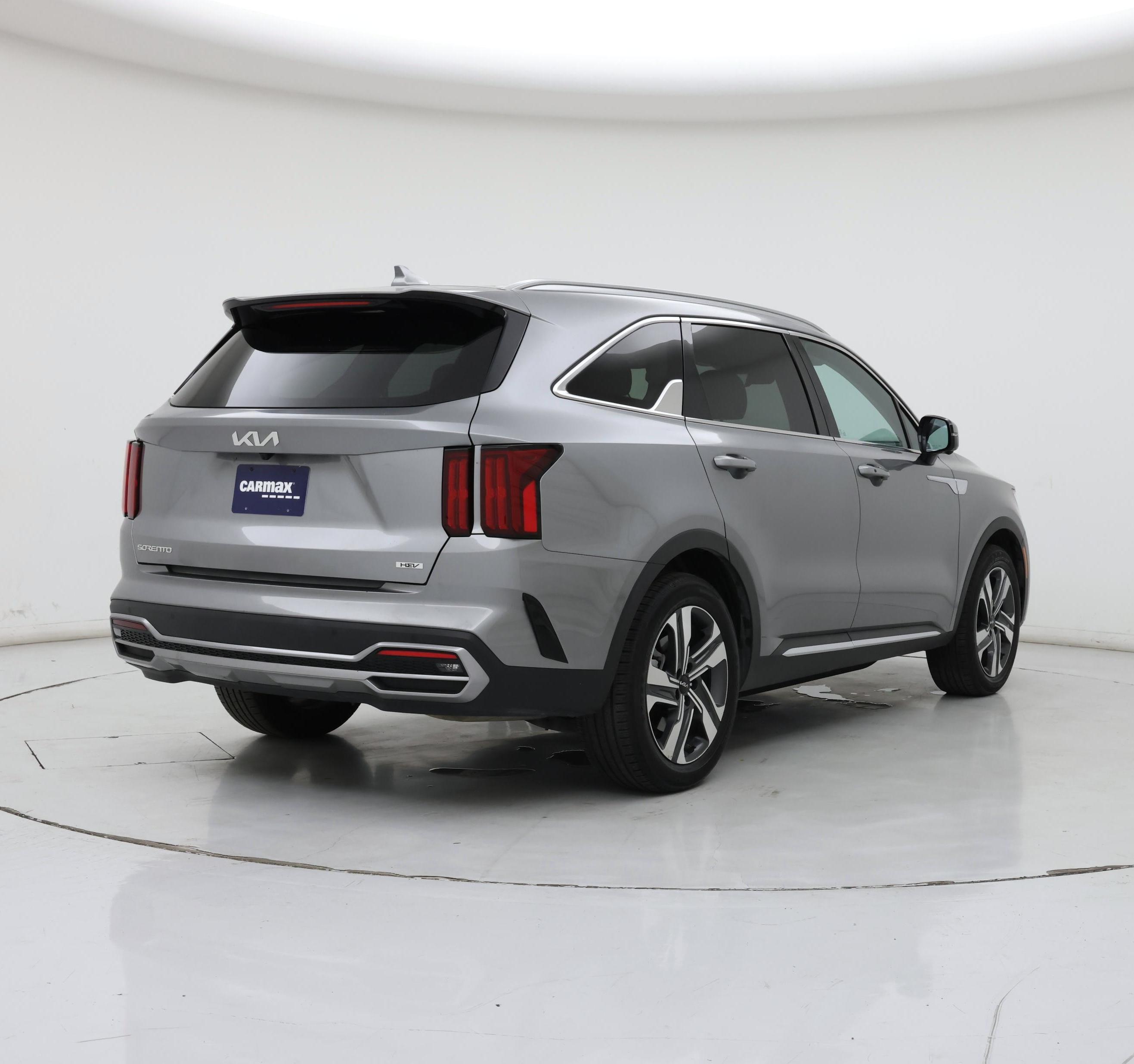 Thumbnail: 2023 Kia Sorento - 8